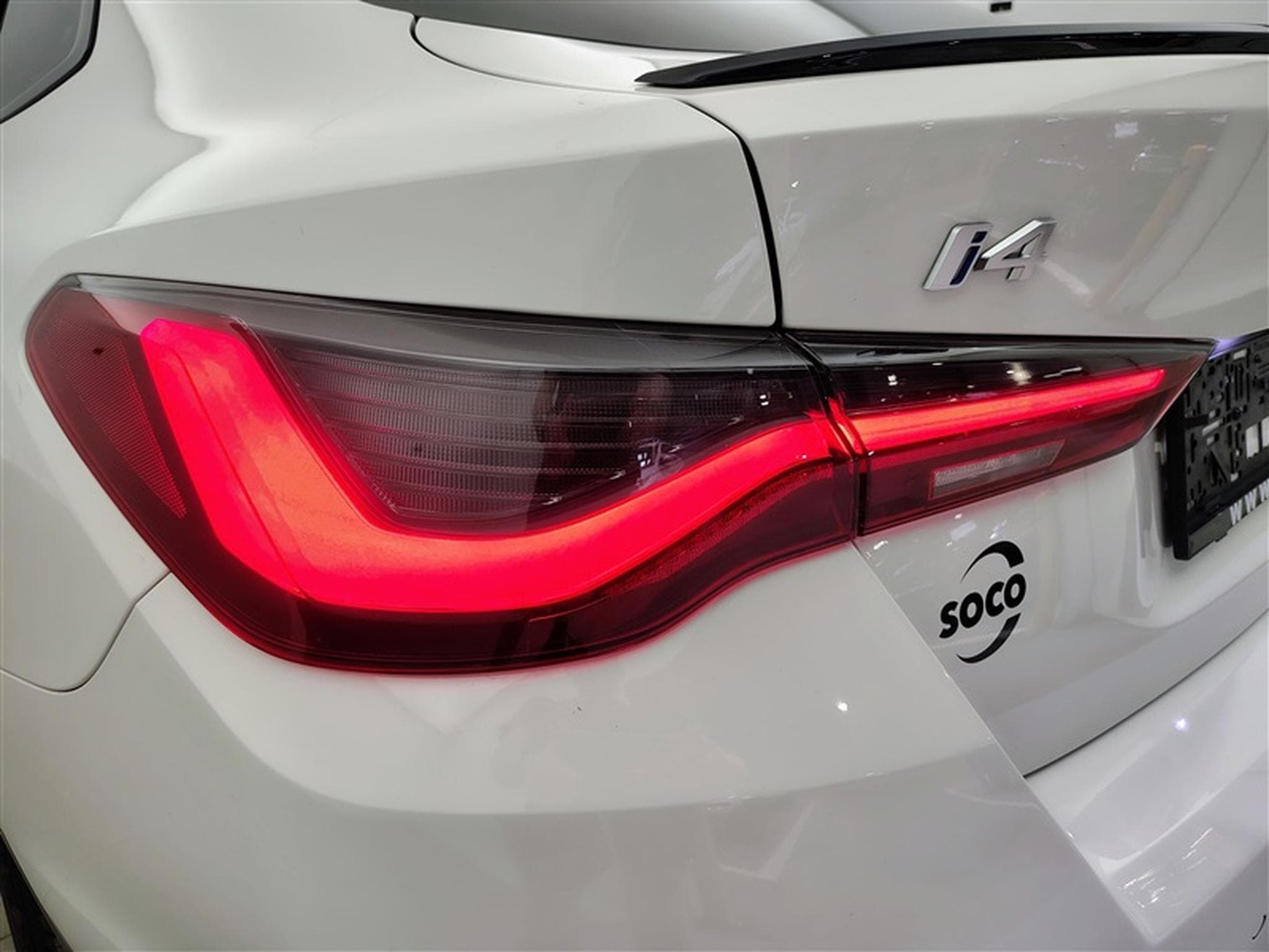 BMW i4 eDrive35 Gran Coupé Pack M (2024) - Photo 16
