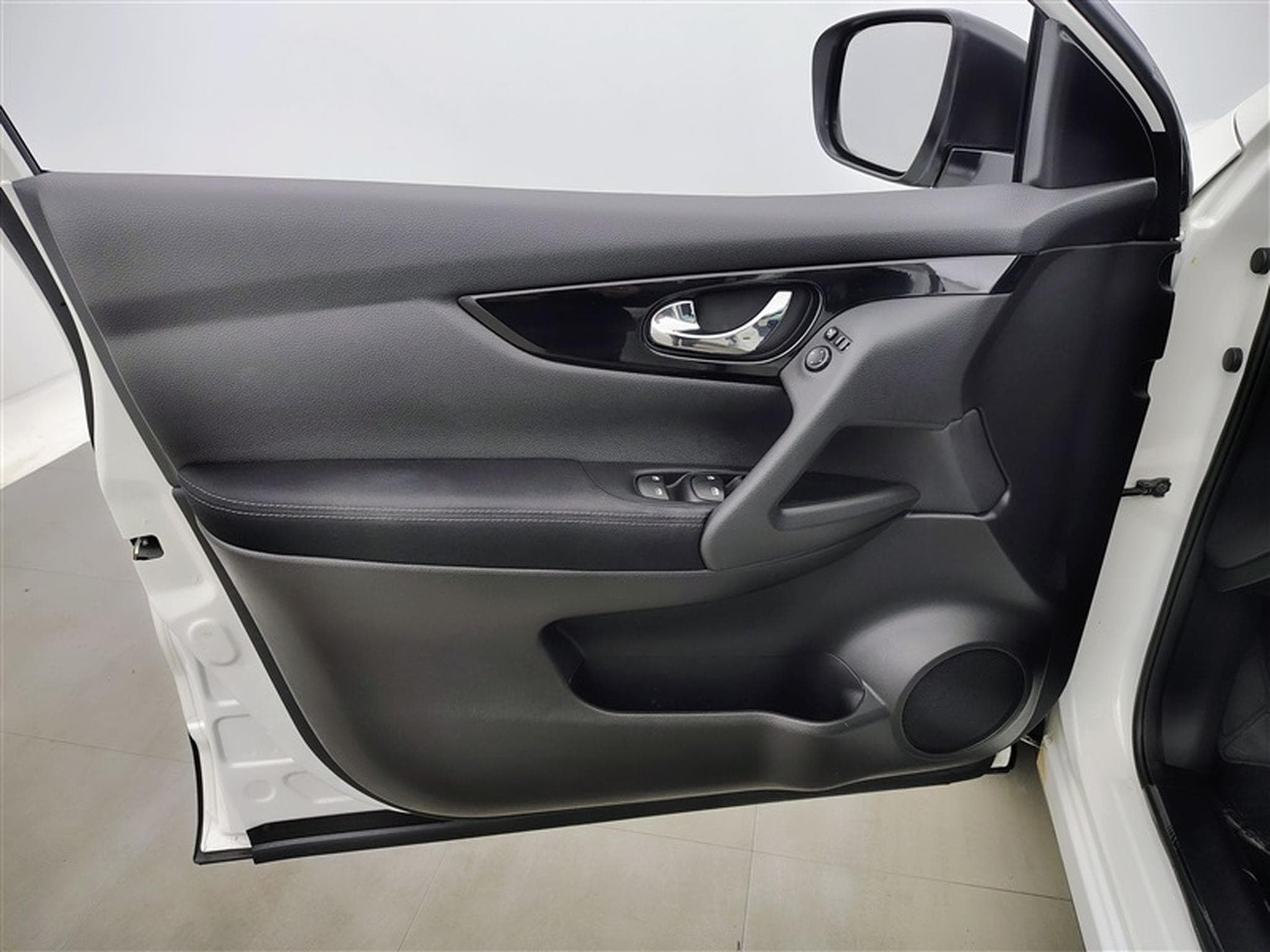 Nissan Qashqai 1.3 DIG-T Urban Edition (2021) - Foto 17