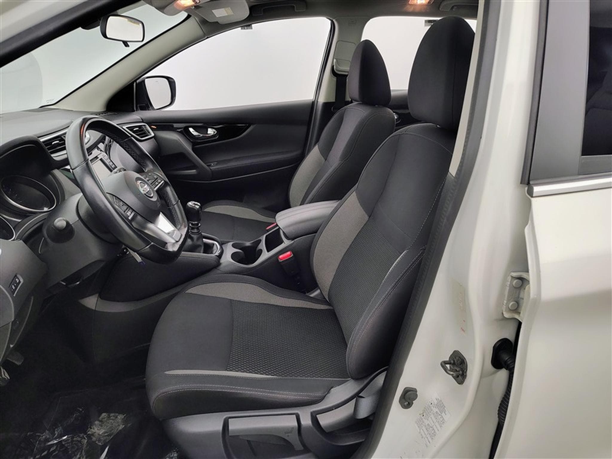 Nissan Qashqai 1.3 DIG-T Urban Edition (2021) - Foto 7