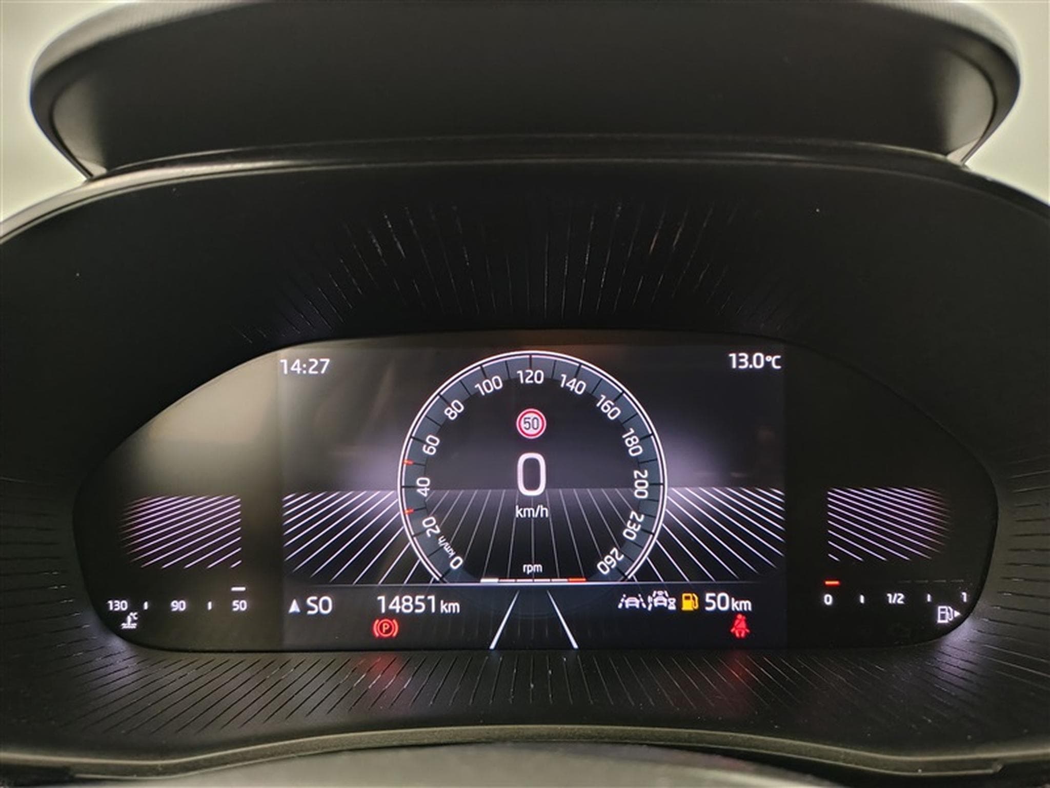 Skoda Fabia 1.0 TSI 95cv Selection CARPLAY / FULL LED / PDC AR / JA 15" (2025) - Photo 10
