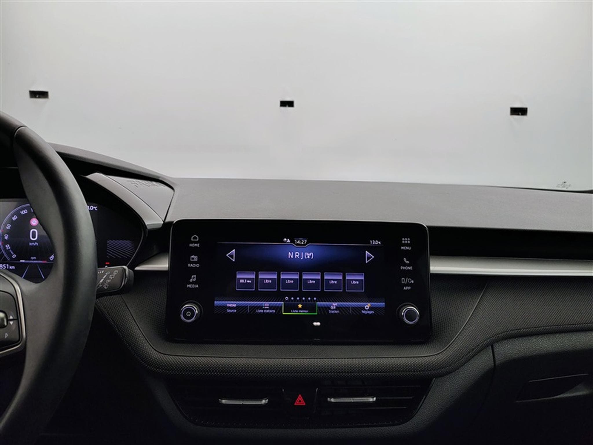 Skoda Fabia 1.0 TSI 95cv Selection CARPLAY / FULL LED / PDC AR / JA 15" (2025) - Photo 11