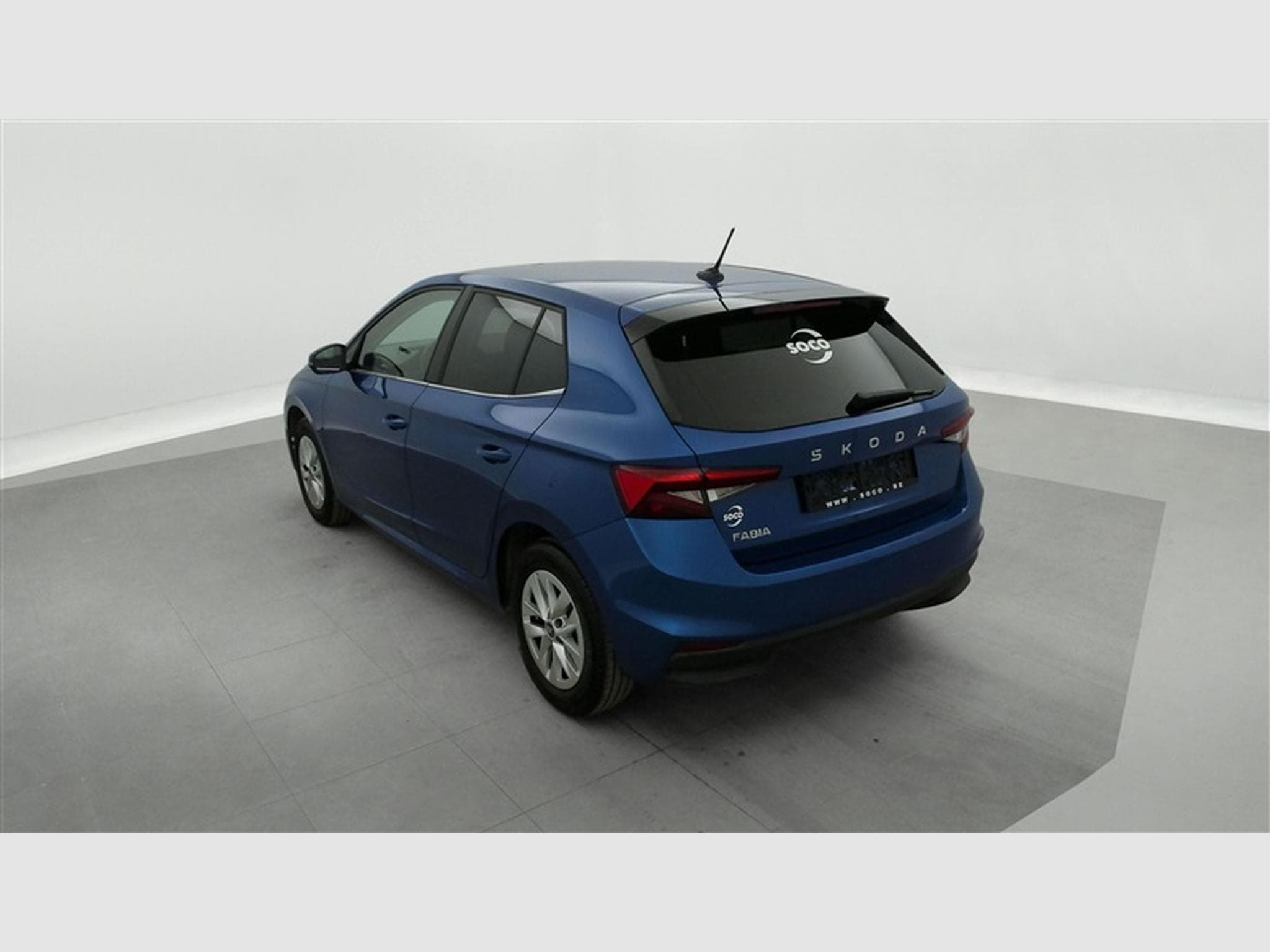 Skoda Fabia 1.0 TSI 95cv Selection CARPLAY / FULL LED / PDC AR / JA 15" (2025) - Photo 2