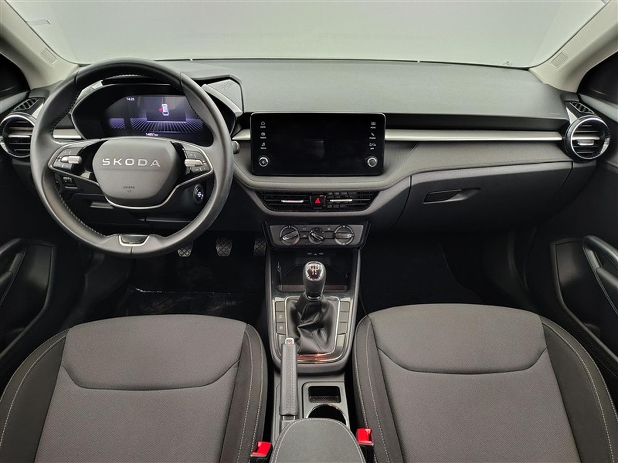 Skoda Fabia 1.0 TSI 95cv Selection CARPLAY / FULL LED / PDC AR / JA 15" (2025) - Photo 8