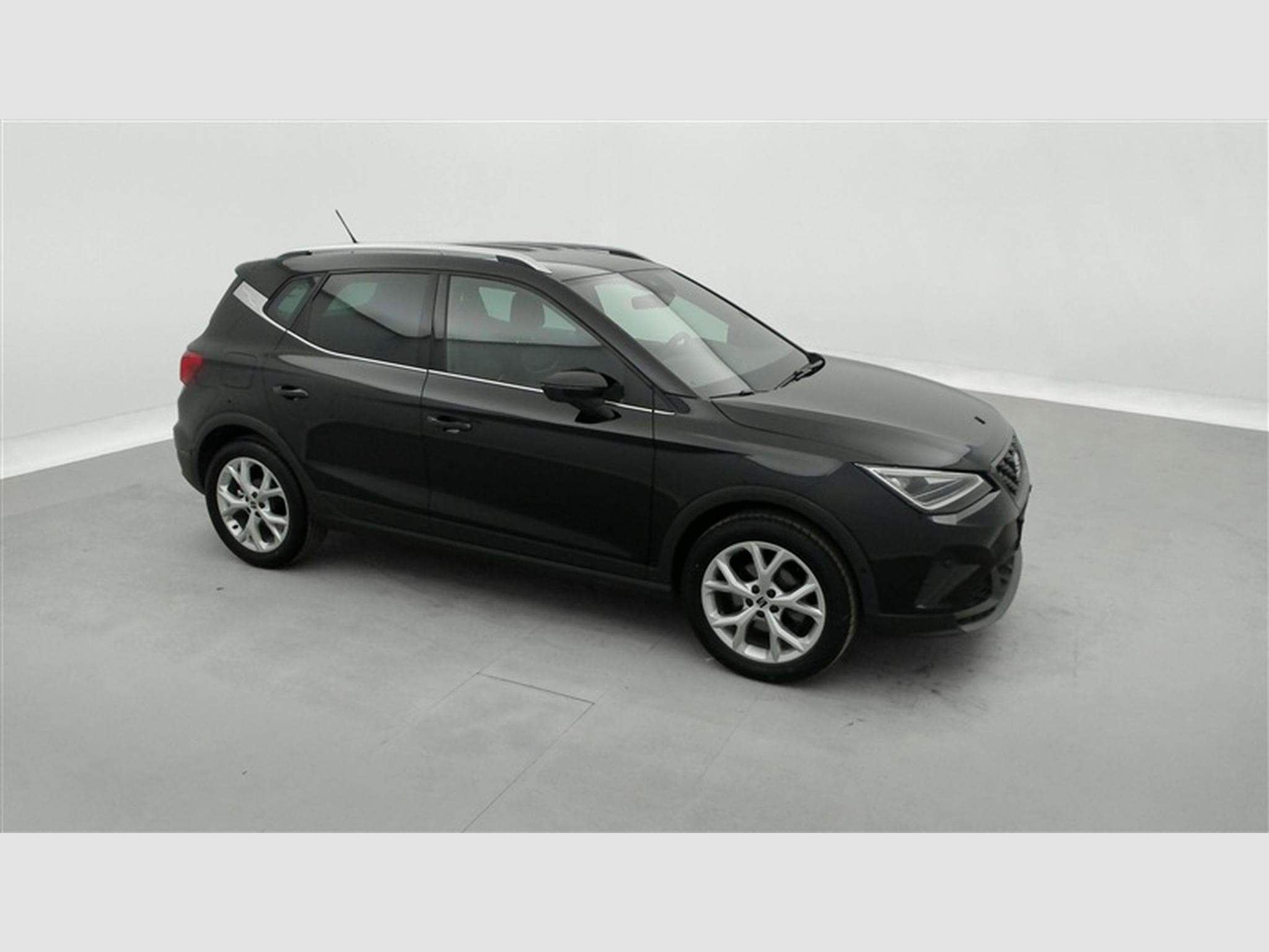 Seat Arona 1.0 TSI FR DSG NAVI / FULL LED / CARPLAY (2024) - Photo 23