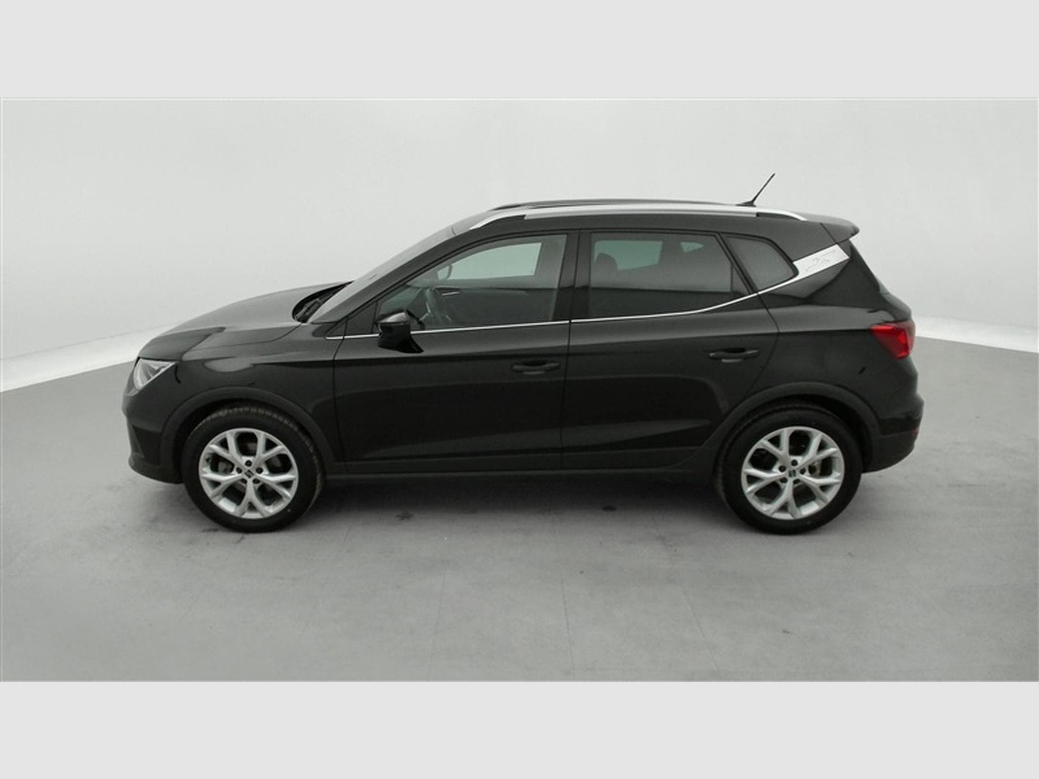 Seat Arona 1.0 TSI FR DSG NAVI / FULL LED / CARPLAY (2024) - Photo 3