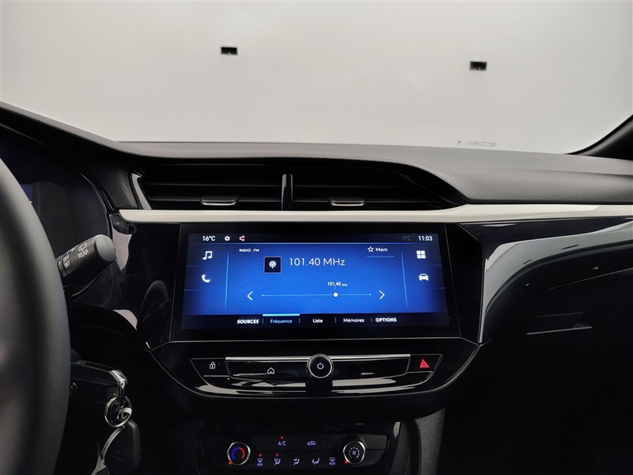 Opel Corsa 1.2 Turbo 100Cv GS Line S-CUIR / CARPLAY / FULL LED / CAMERA (2025) - Foto 11