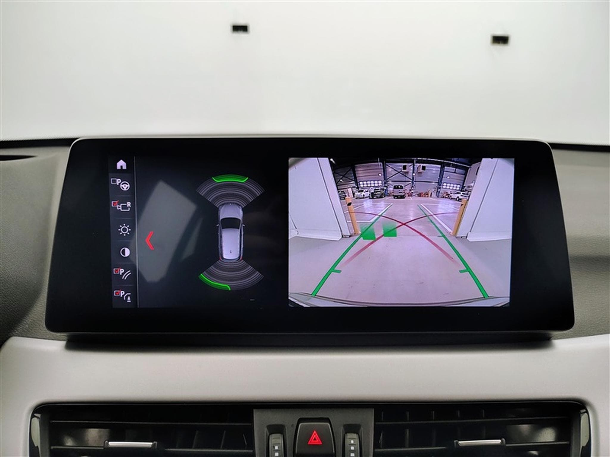 BMW X1 PHEV 1.5iA xDrive25e Cuir / Navi / Led (2022) - Foto 18