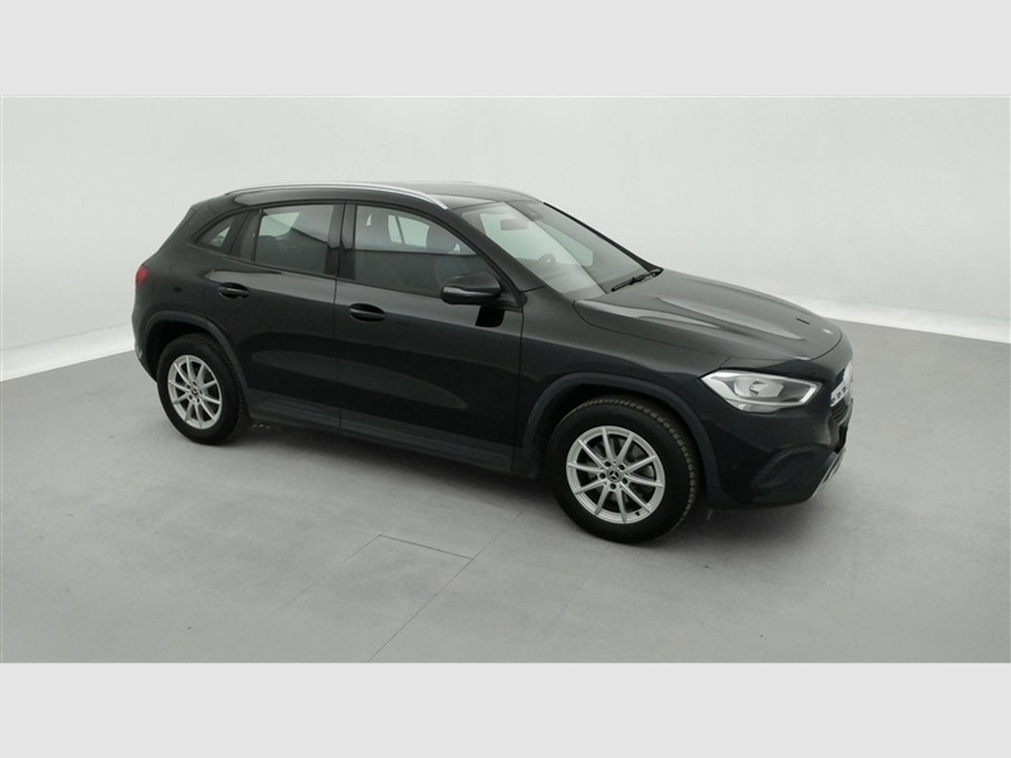 Mercedes GLA 180 d Business Line  Navi / PDC av+ar (2022) - Photo 22
