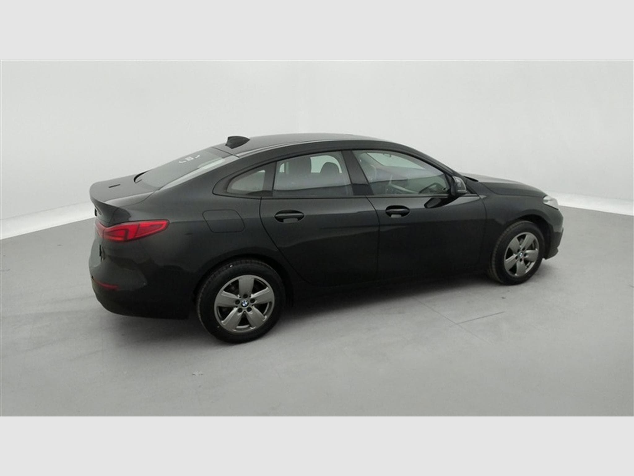 BMW 218 iA GRAN COUPE NAVI / FULL LED / PDC AV-AR (2023) - Photo 25