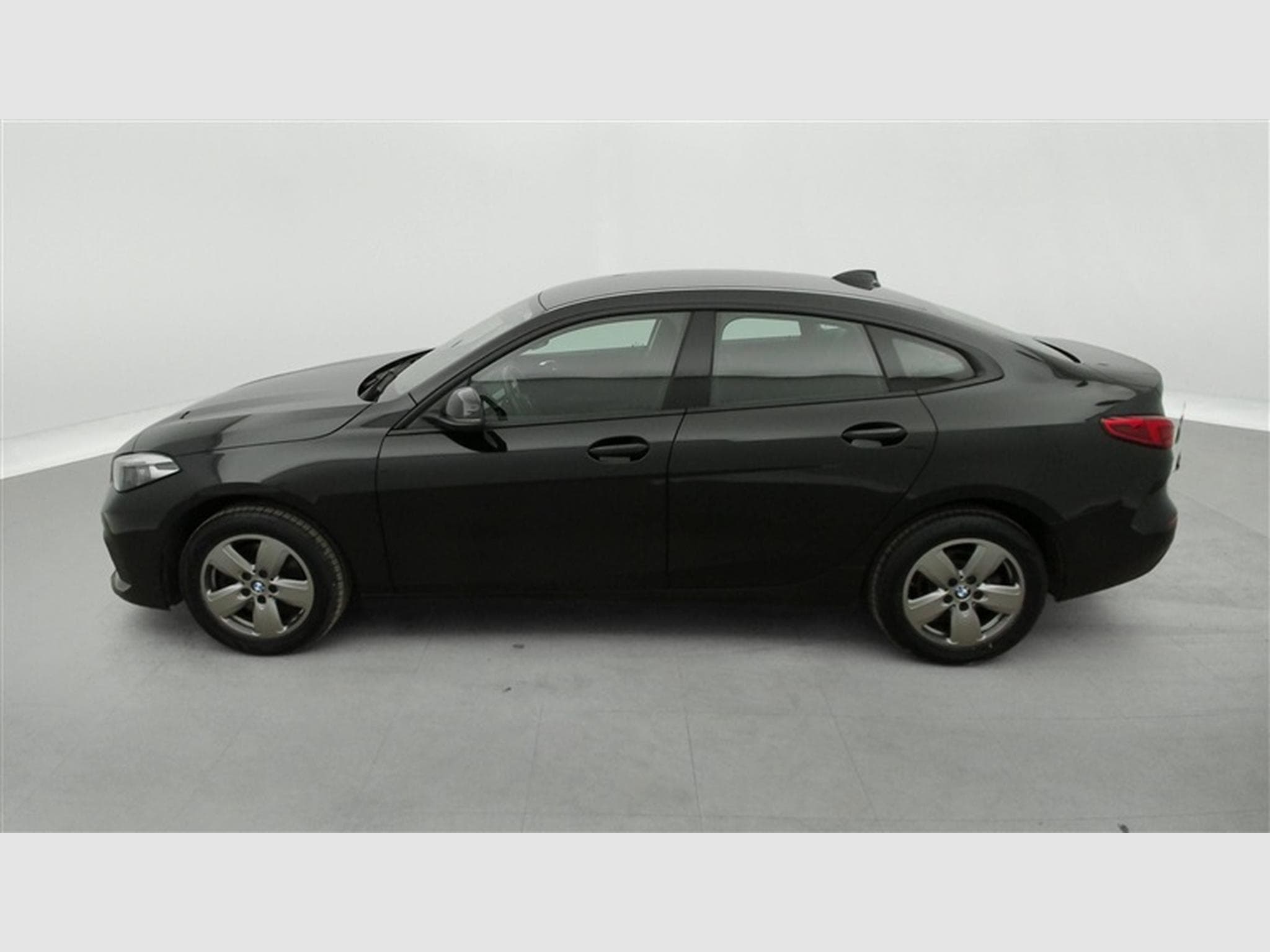 BMW 218 iA GRAN COUPE NAVI / FULL LED / PDC AV-AR (2023) - Photo 3
