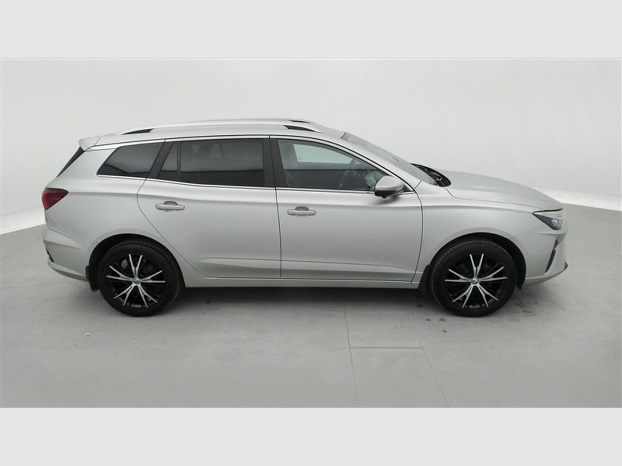 MG MG5 e-MG5 61 kWh Long Range Luxury NAVI / FULL LED / CUIR (2022) - Photo 24