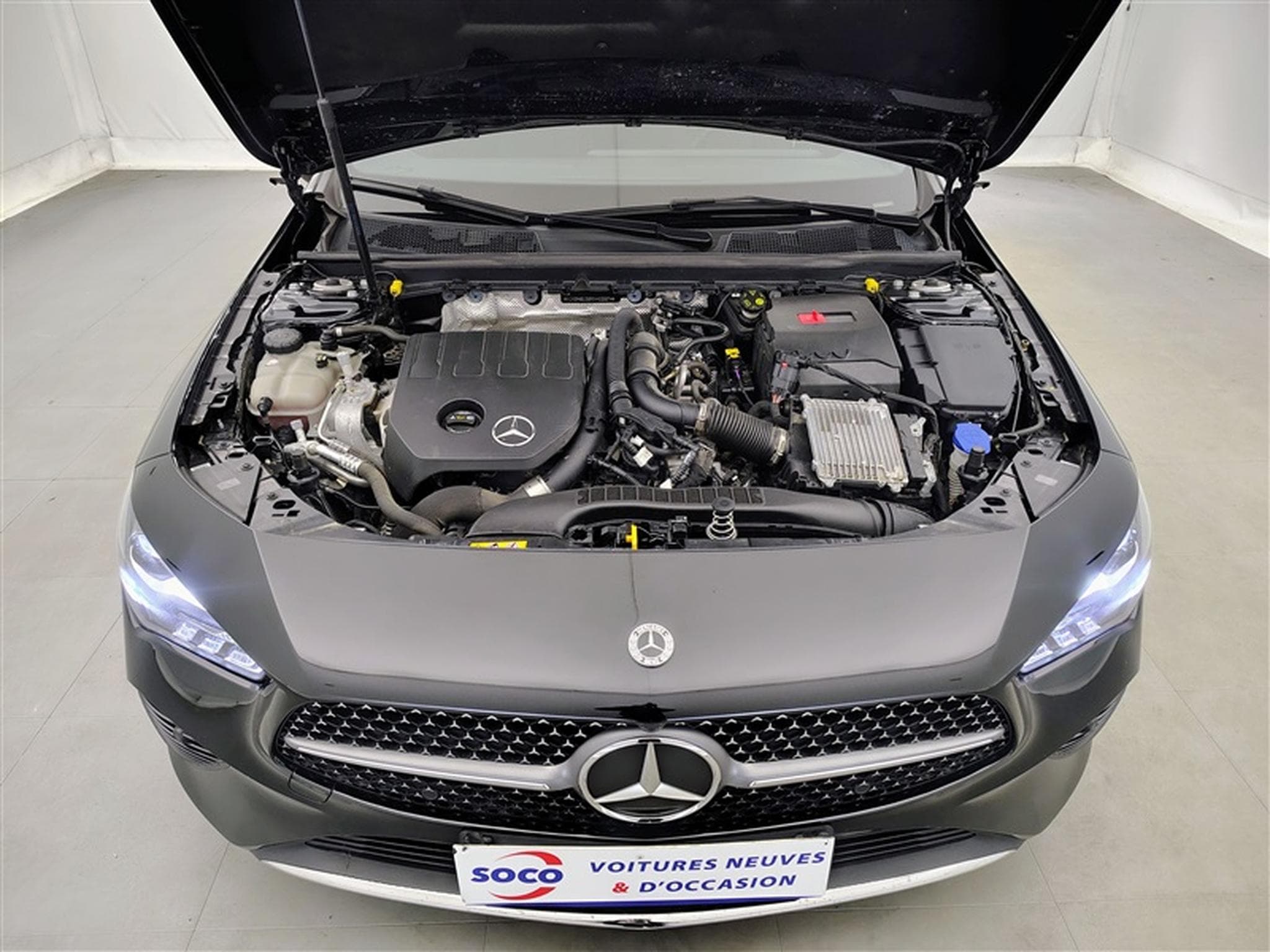 Mercedes CLA 180 Shoot Break Exécutive AT7 FACELIFT NAVI / CUIR SP/ FULL LED (2024) - Foto 19