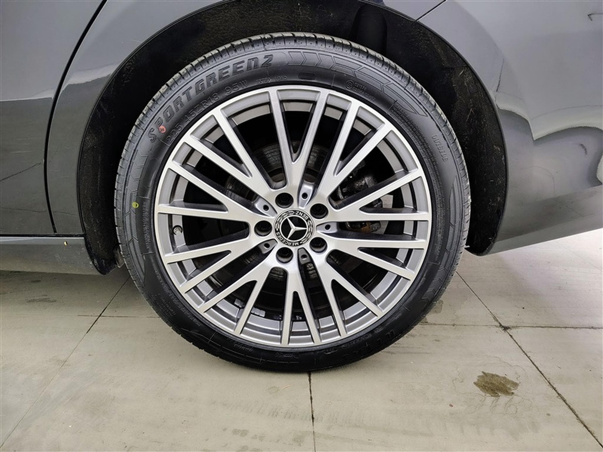 Mercedes CLA 180 Shoot Break Exécutive AT7 FACELIFT NAVI / CUIR SP/ FULL LED (2024) - Foto 5