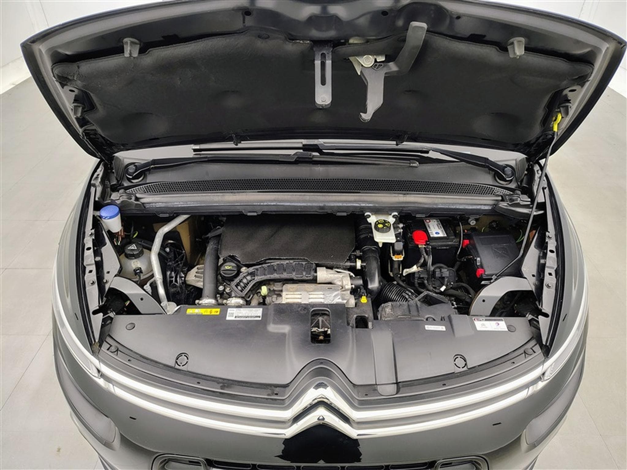Citroen C4 SpaceTourer 1.2 PureTech Feel Pack Safety & Drive Assist / Toit Pano (2019) - Photo 23