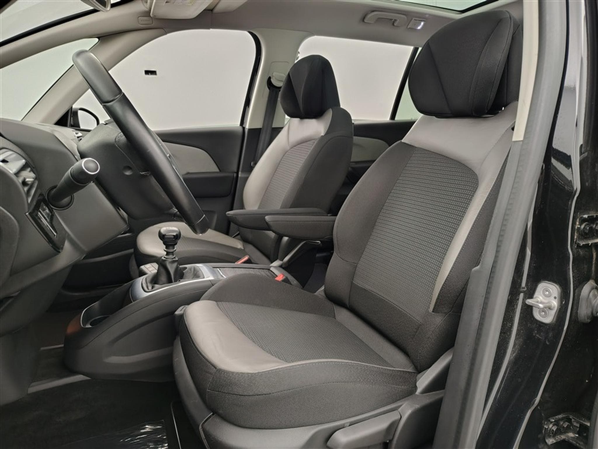 Citroen C4 SpaceTourer 1.2 PureTech Feel Pack Safety & Drive Assist / Toit Pano (2019) - Photo 6