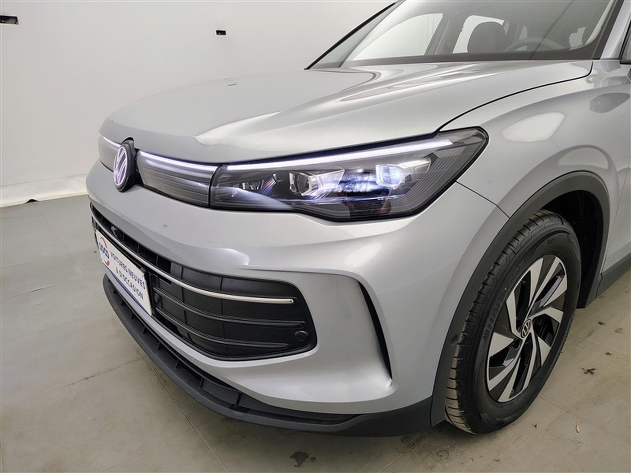 VW Tiguan 1.5 TSI 130cv DSG United CARPLAY / FULL LED / CAMERA 360° (2026) - Foto 15