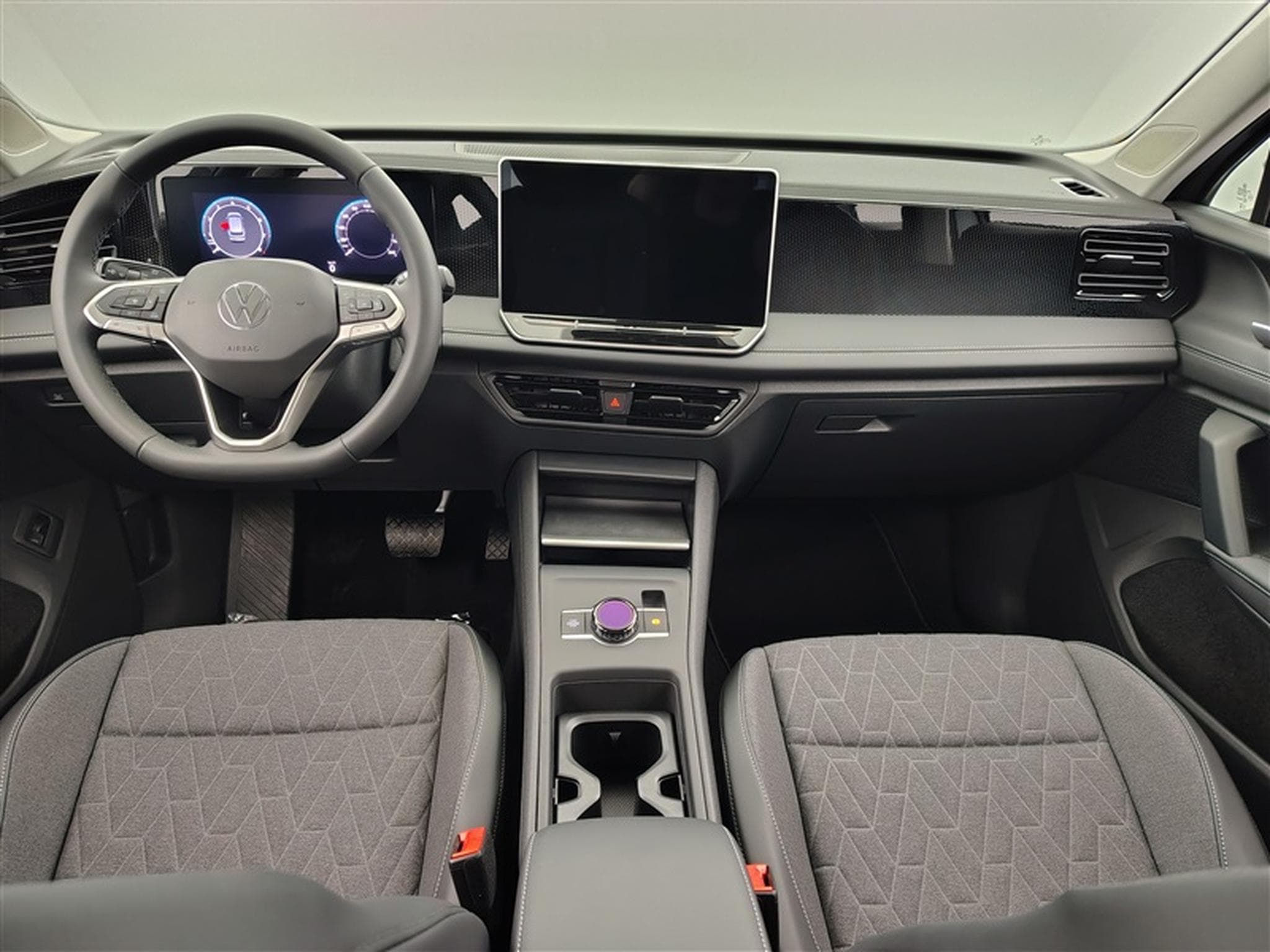 VW Tiguan 1.5 TSI 130cv DSG United CARPLAY / FULL LED / CAMERA 360° (2026) - Foto 8