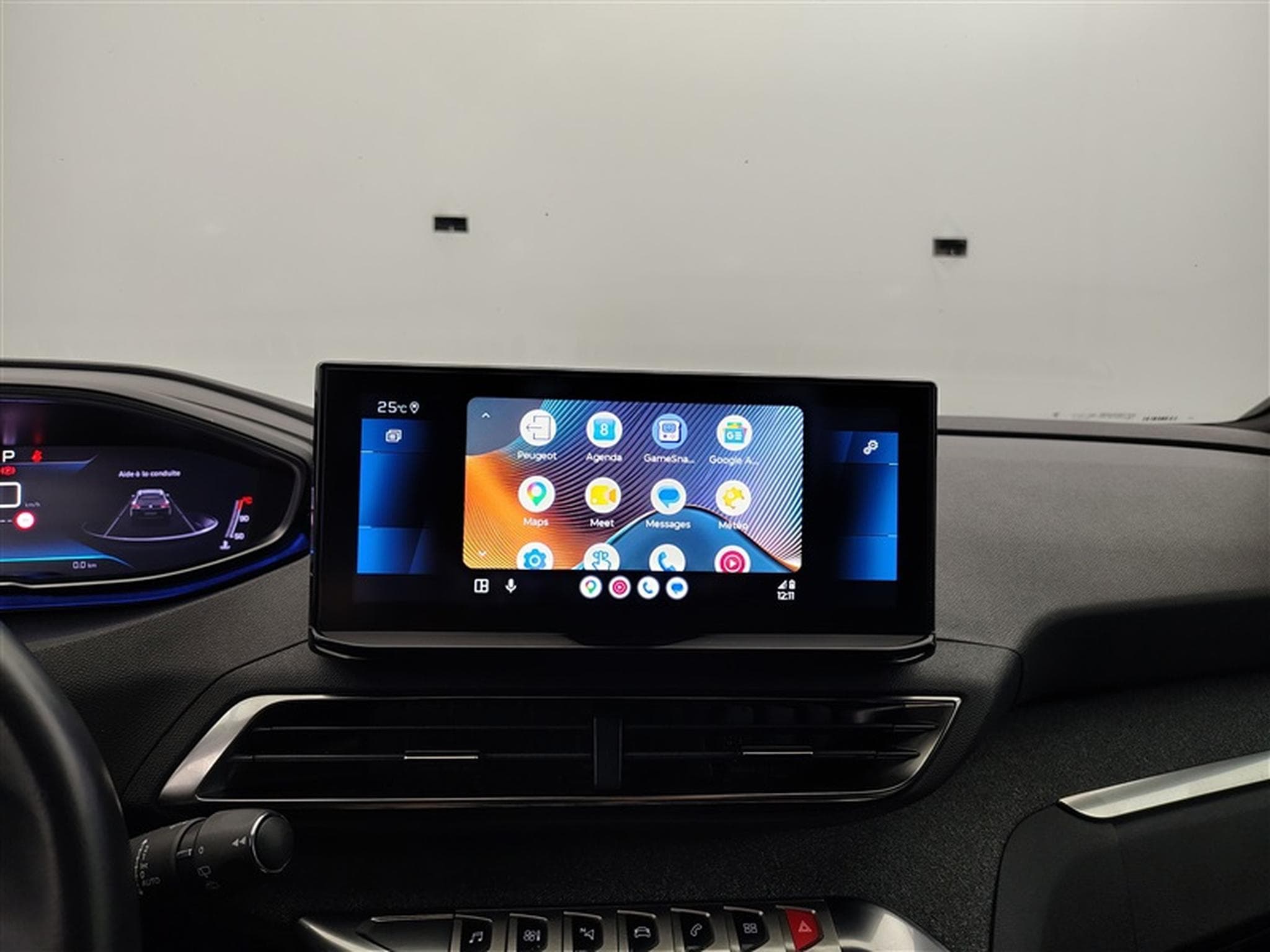 Peugeot 5008 1.2 PureTech 130Cv EAT8 Allure Pack 7PL / NAVI / FULL LED (2023) - Photo 21