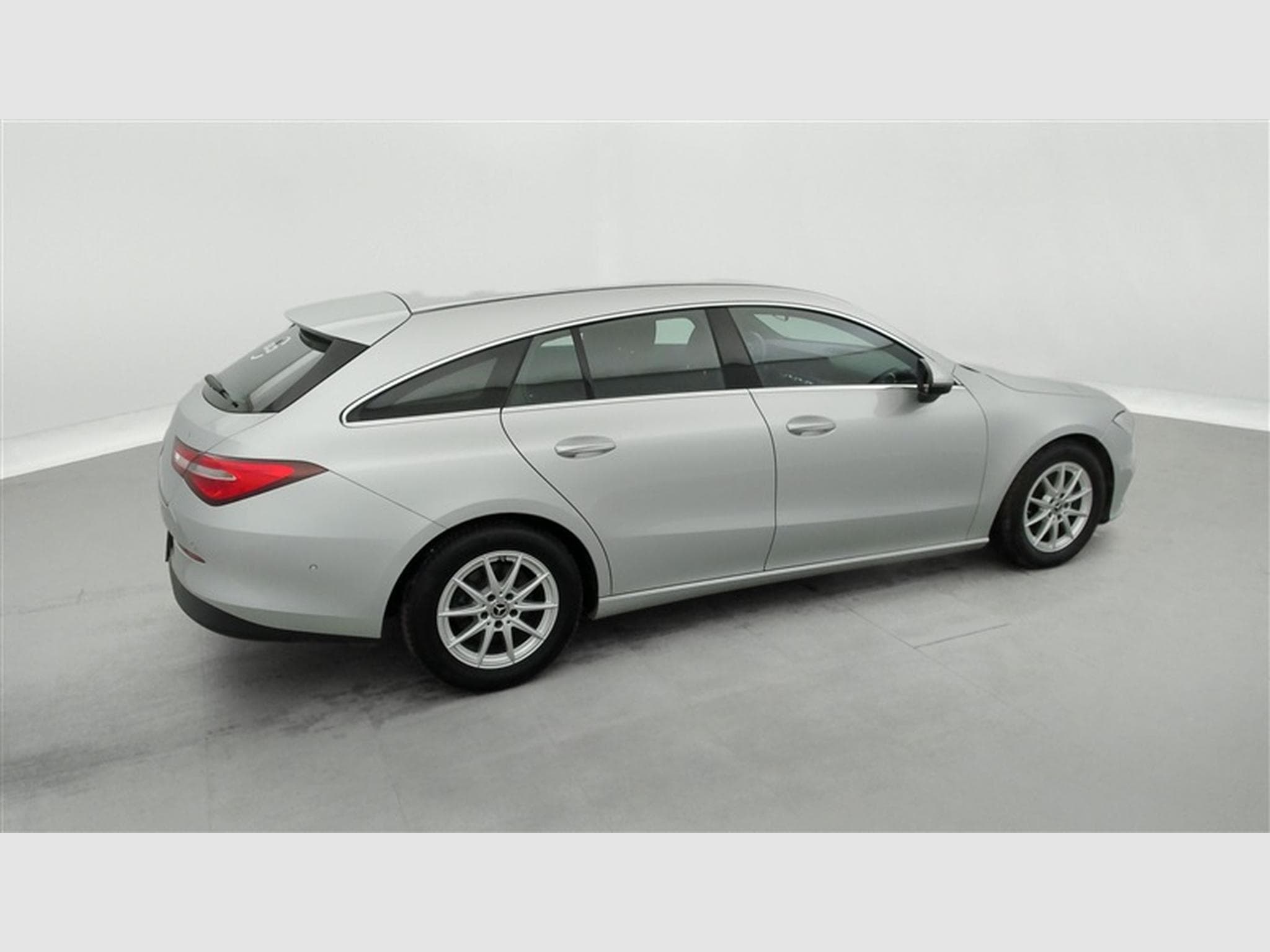 Mercedes CLA 180 ShootingBreak CLA 180 d 7G-Tronic Business NAVI / CAMERA (2022) - Photo 24