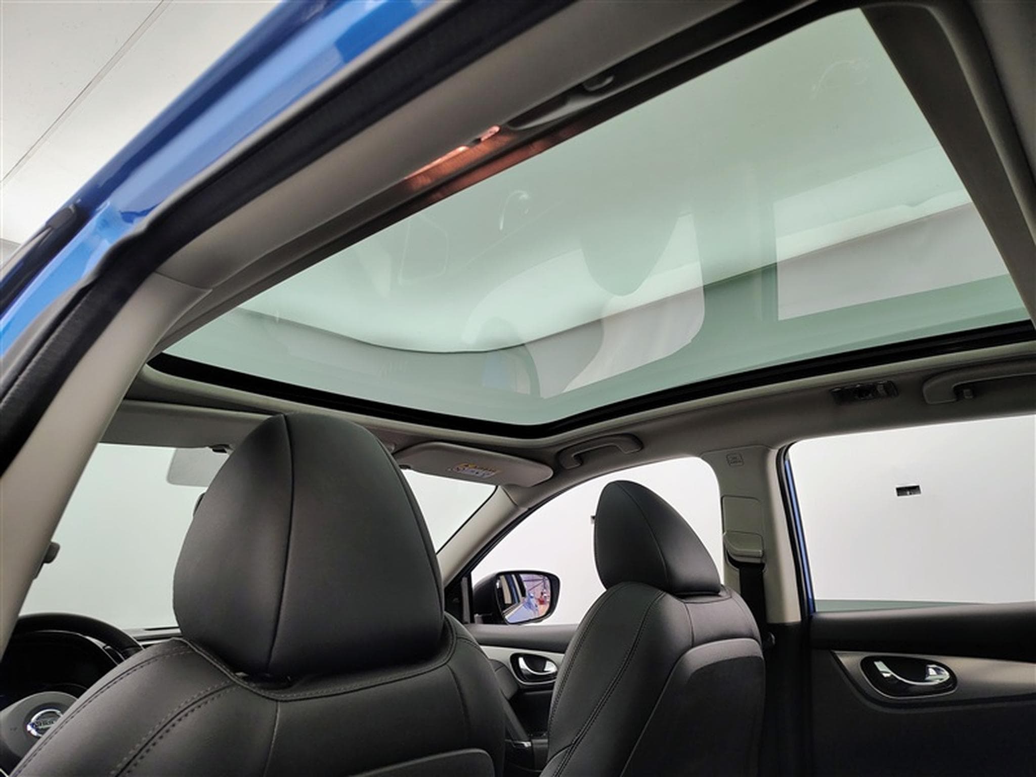 Nissan Qashqai 1.5 dCi Tekna Xtronic *NAVI/FULL LED/CAMERA360/CUIR/T.PANO* (2020) - Foto 19