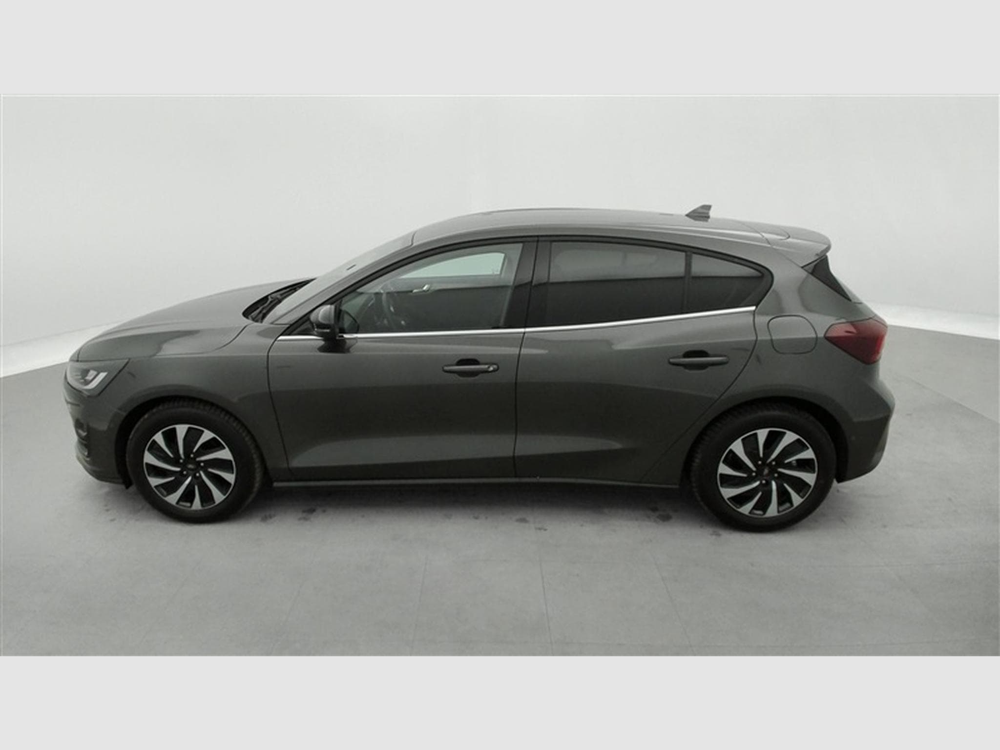 Ford Focus 1.0 EcoBoost 155Cv Titanium X Navi / PDC av+ar (2025) - Foto 3