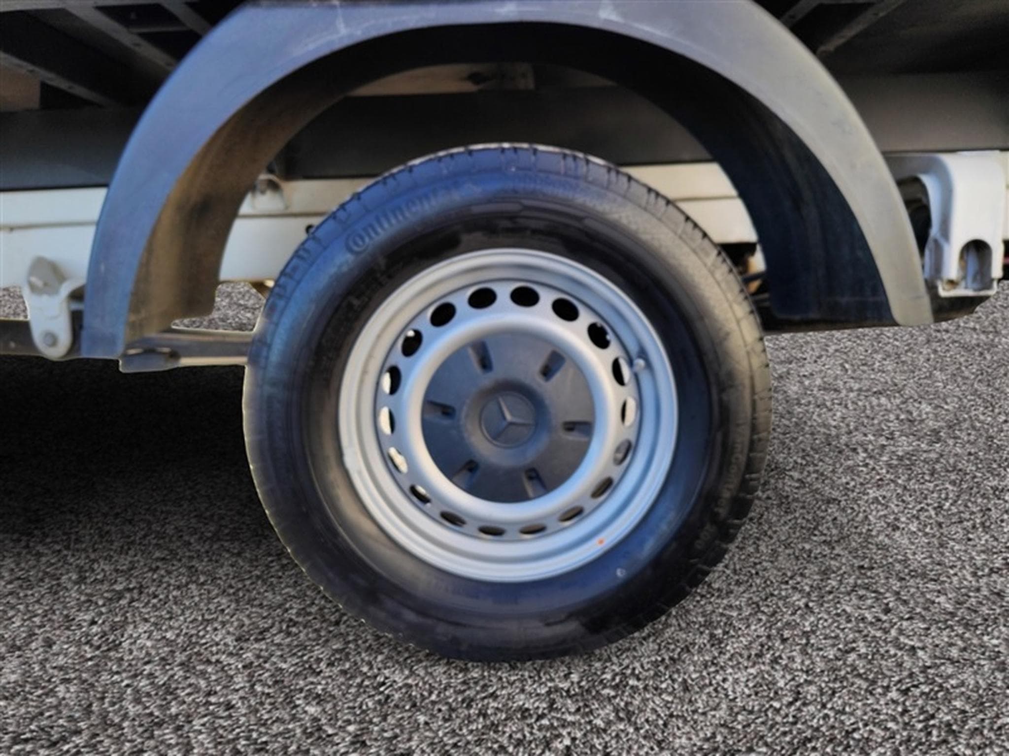 Mercedes Sprinter 315 2.0 CDI L3H1 DBLE CAB 7PL+BENNE (2022) - Foto 9