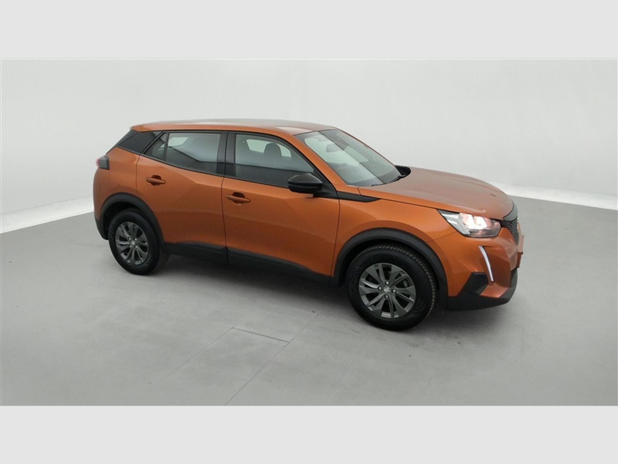 Peugeot 2008 1.2 PureTech Active Pack NAVI/JA/PDC (2023) - Foto 23
