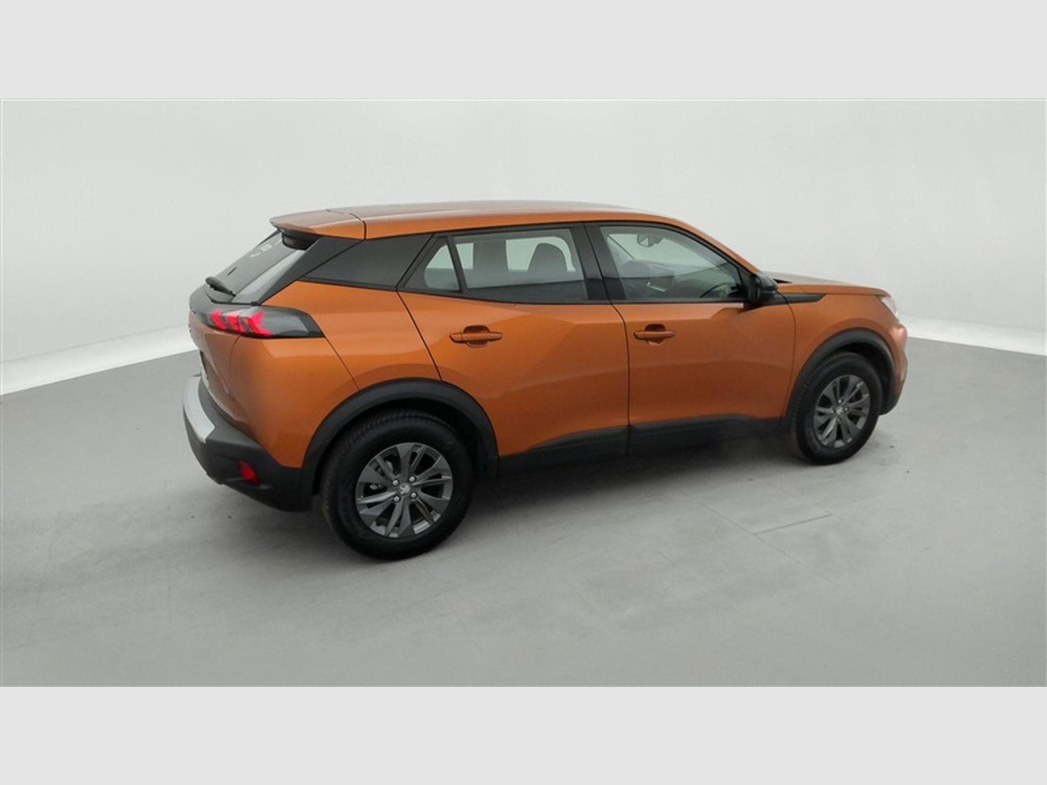 Peugeot 2008 1.2 PureTech Active Pack NAVI/JA/PDC (2023) - Foto 25