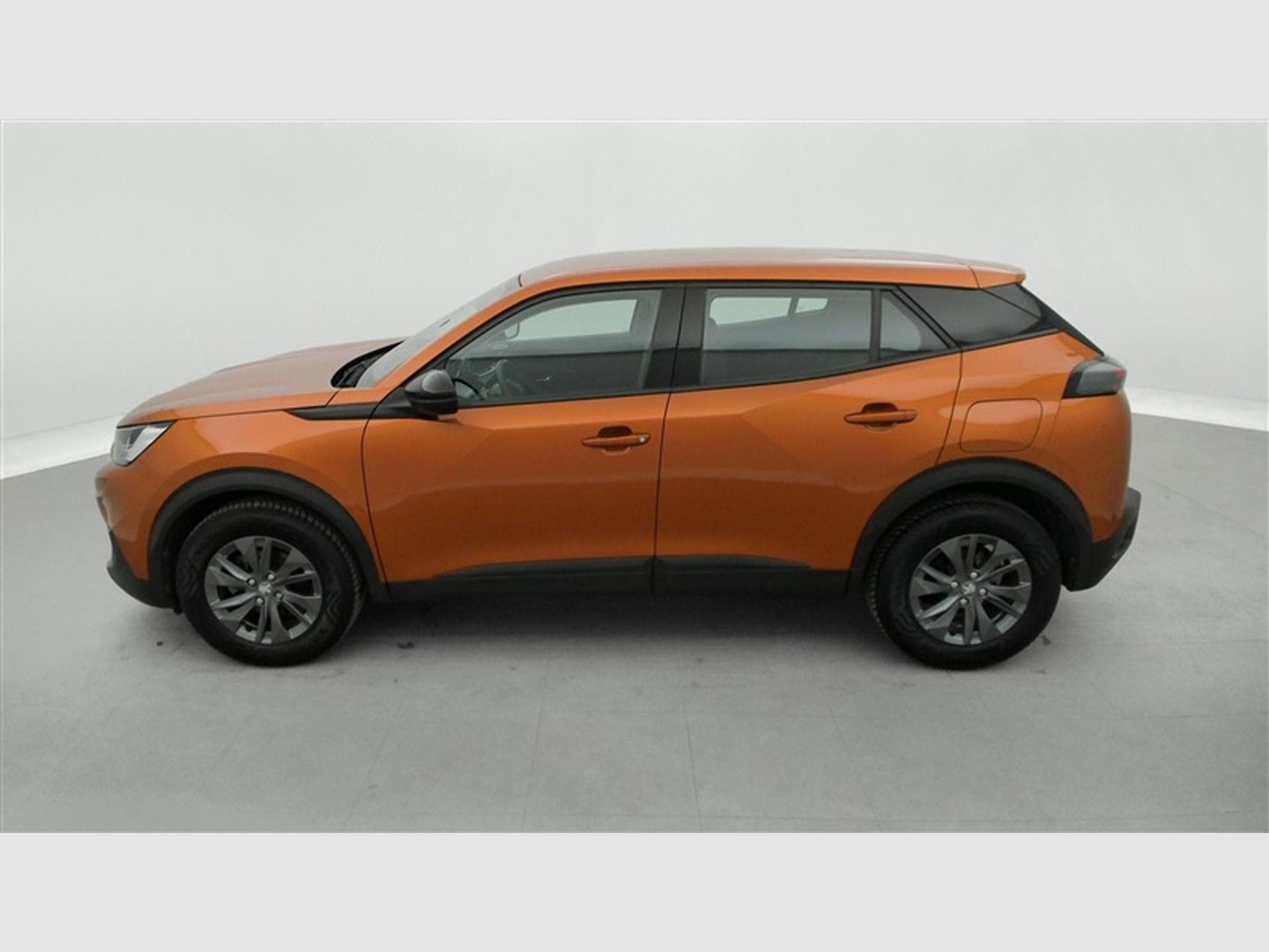 Peugeot 2008 1.2 PureTech Active Pack NAVI/JA/PDC (2023) - Foto 3