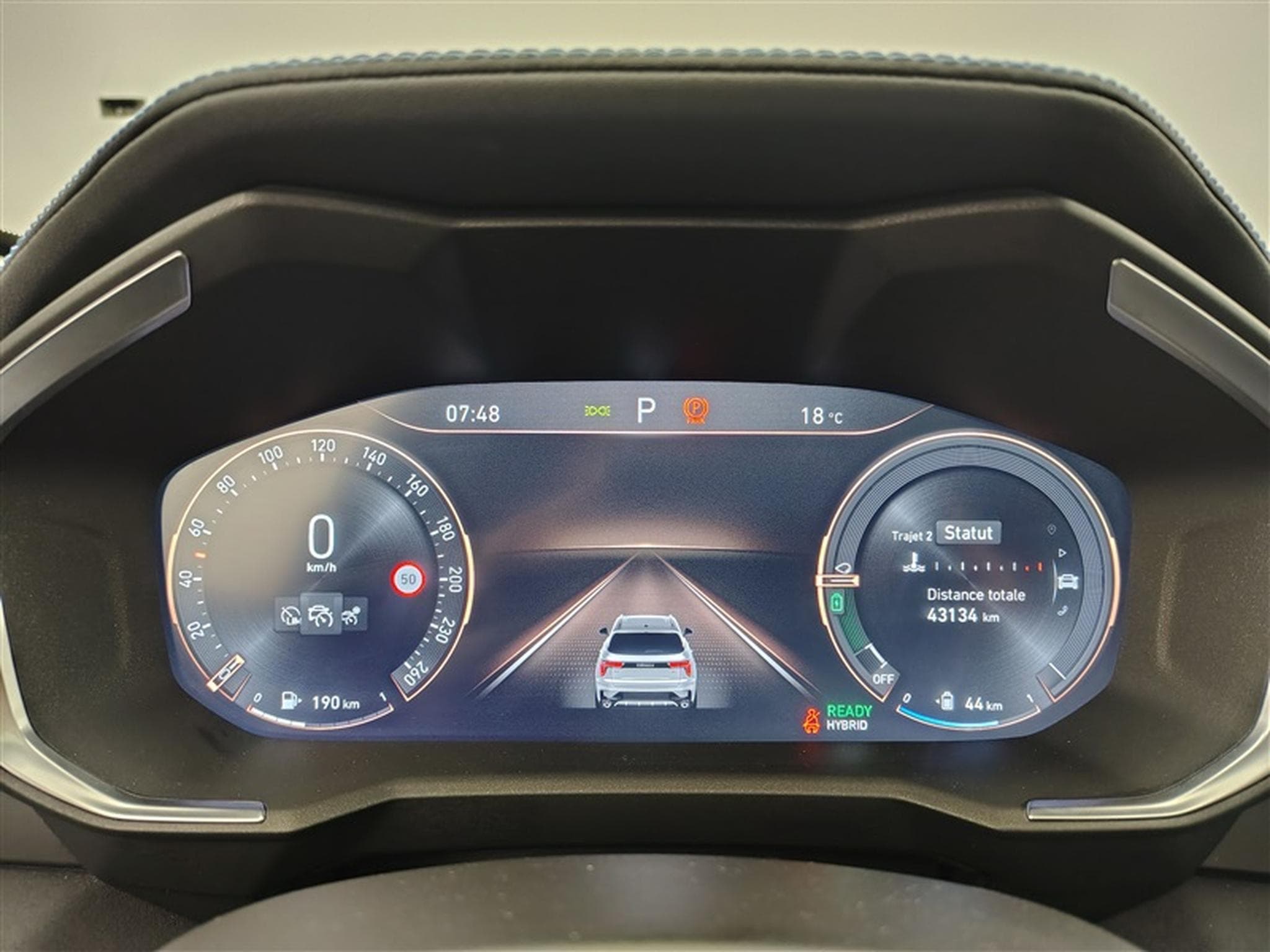 Lynk & Co 01 1.5 Turbo PHEV NAVI / FULL LED / PANO / CAMERA / ALU 20" (2023) - Foto 10