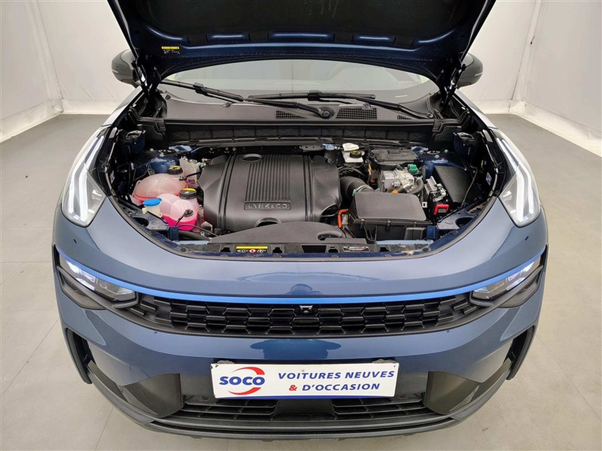 Lynk & Co 01 1.5 Turbo PHEV NAVI / FULL LED / PANO / CAMERA / ALU 20" (2023) - Foto 21
