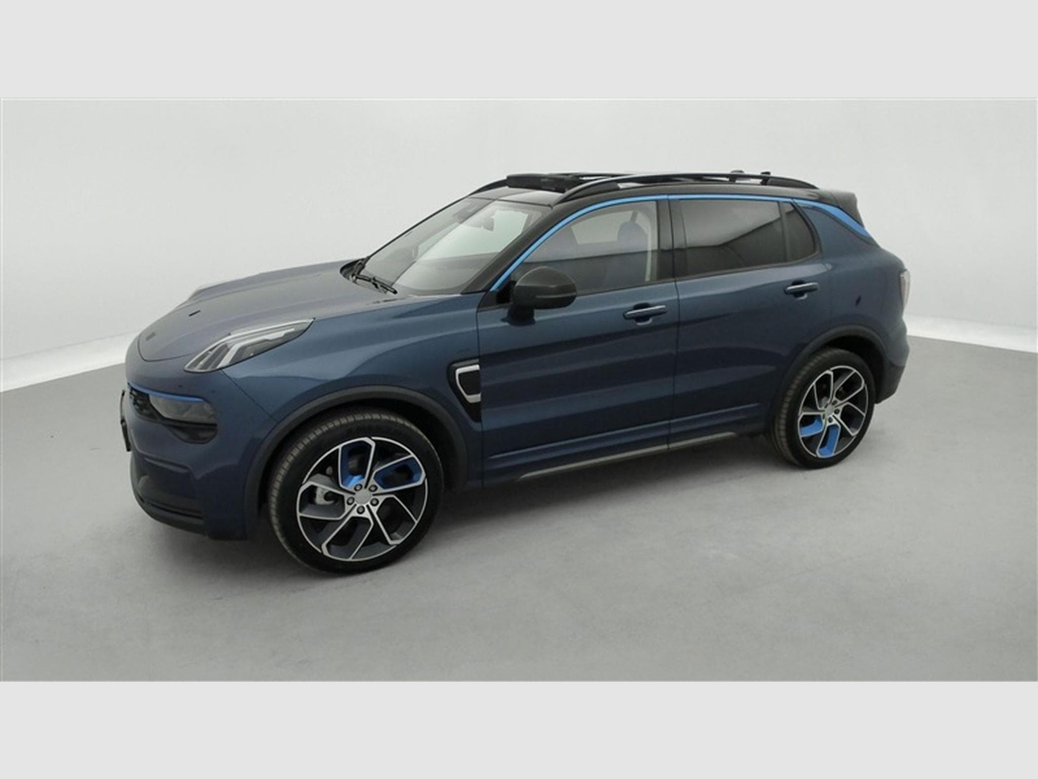 Lynk & Co 01 1.5 Turbo PHEV NAVI / FULL LED / PANO / CAMERA / ALU 20" (2023) - Foto 23