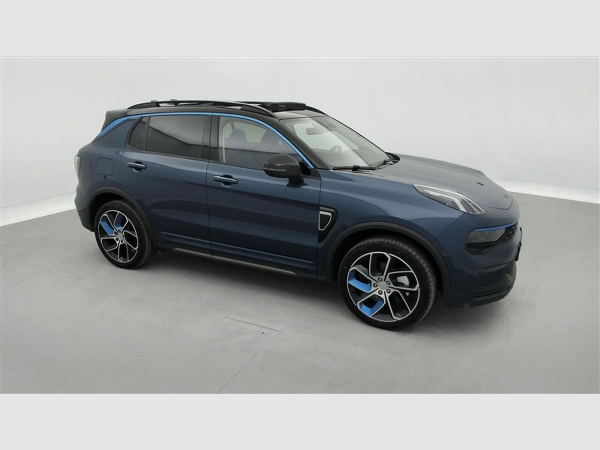 Lynk & Co 01 1.5 Turbo PHEV NAVI / FULL LED / PANO / CAMERA / ALU 20" (2023) - Foto 25
