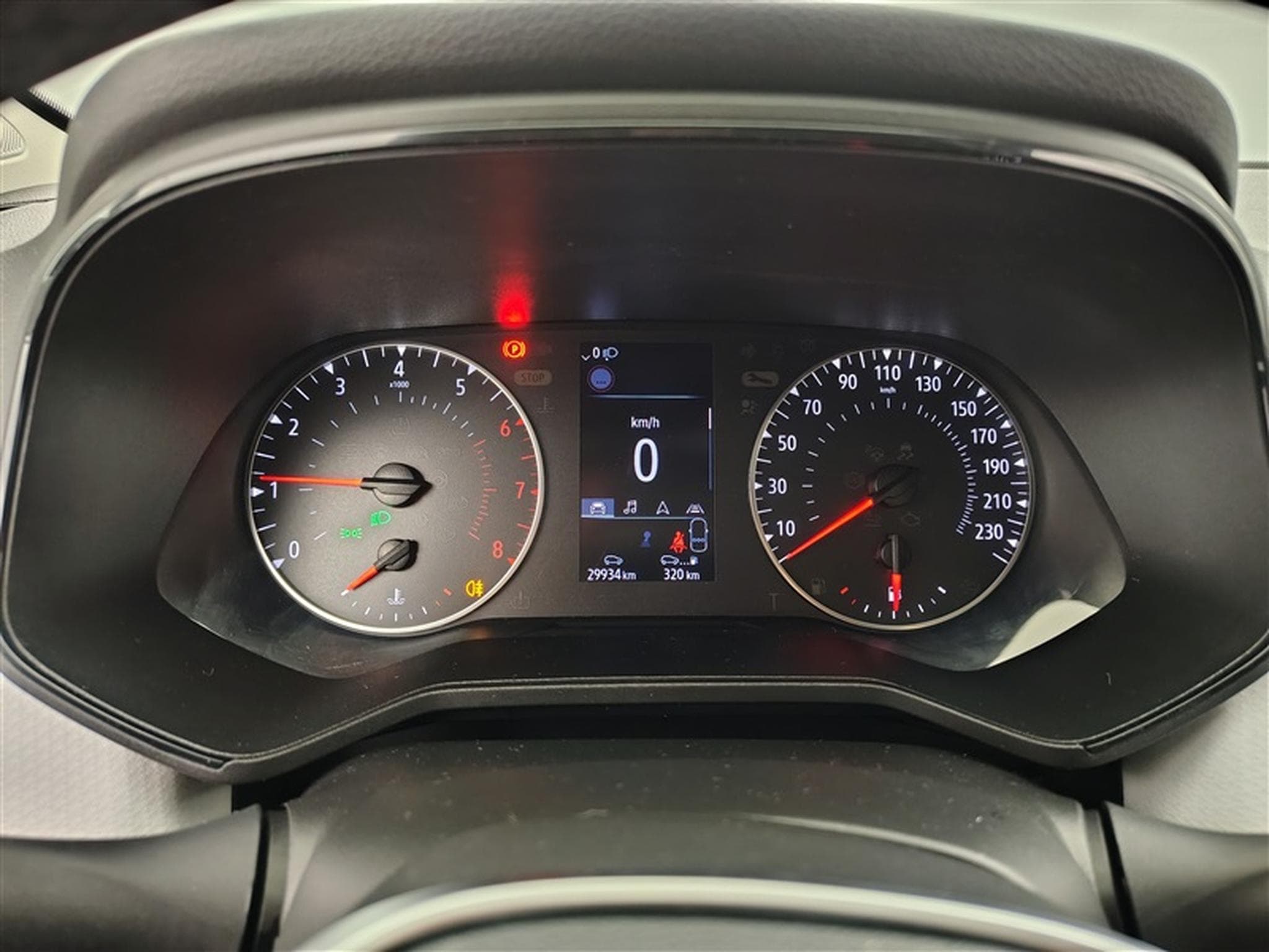 Renault Clio 1.0i SCe Evolution NAVI / CARPLAY / PDC / ALU (2023) - Foto 10