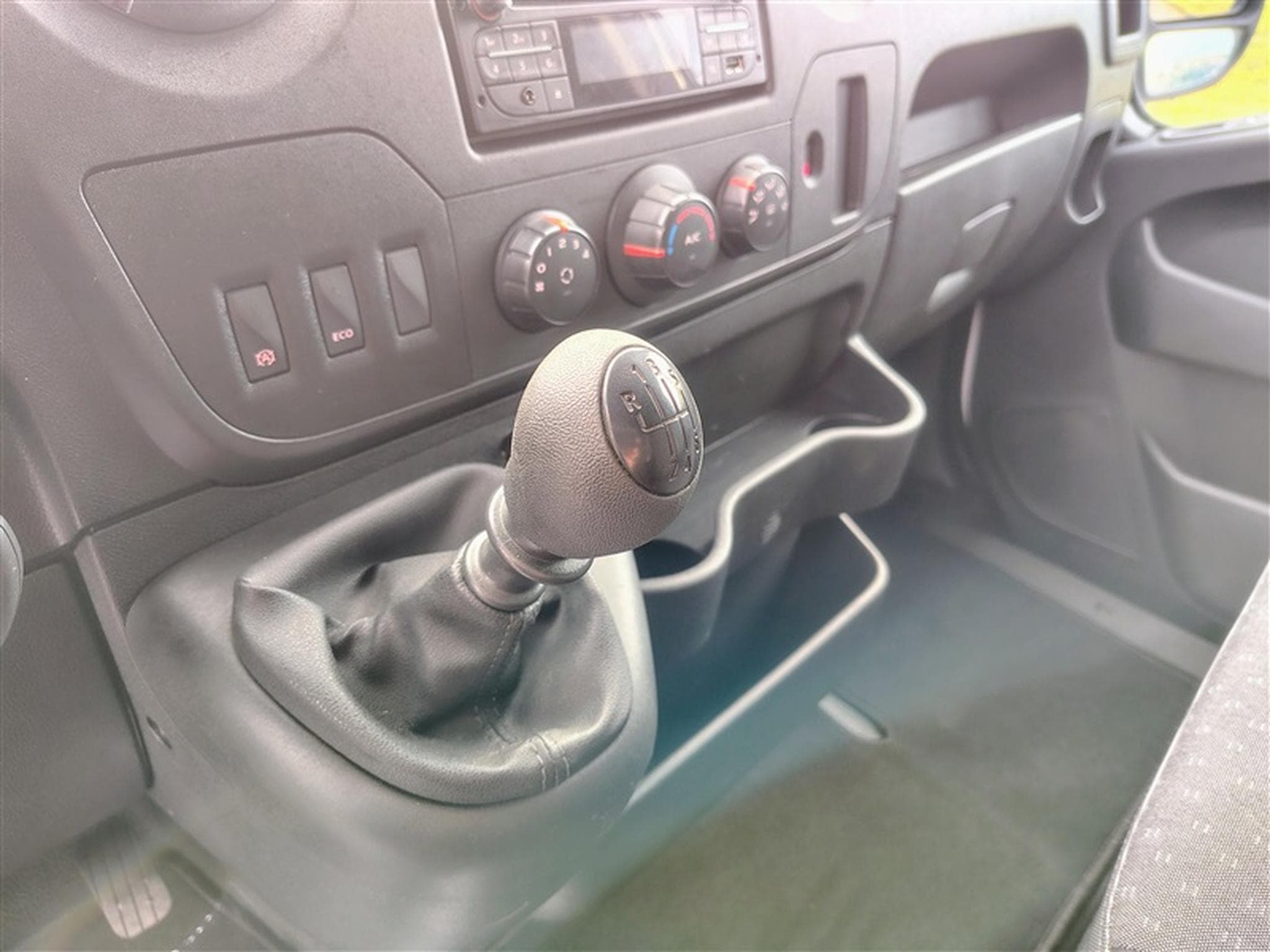 Opel Movano 2.3 BiTurbo L4H2 CLIM (2019) - Foto 12