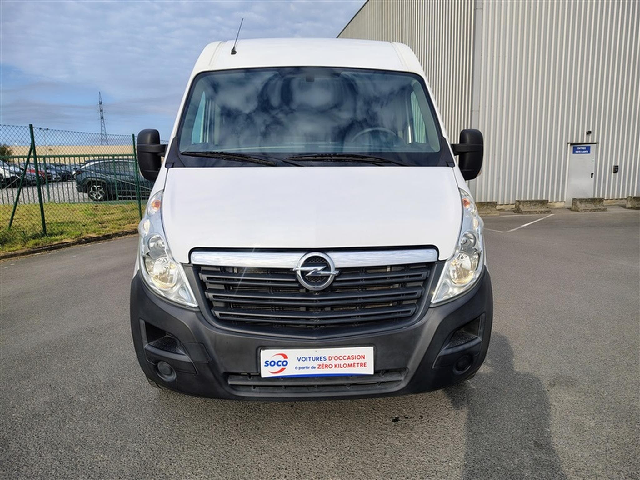 Opel Movano 2.3 BiTurbo L4H2 CLIM (2019) - Foto 4