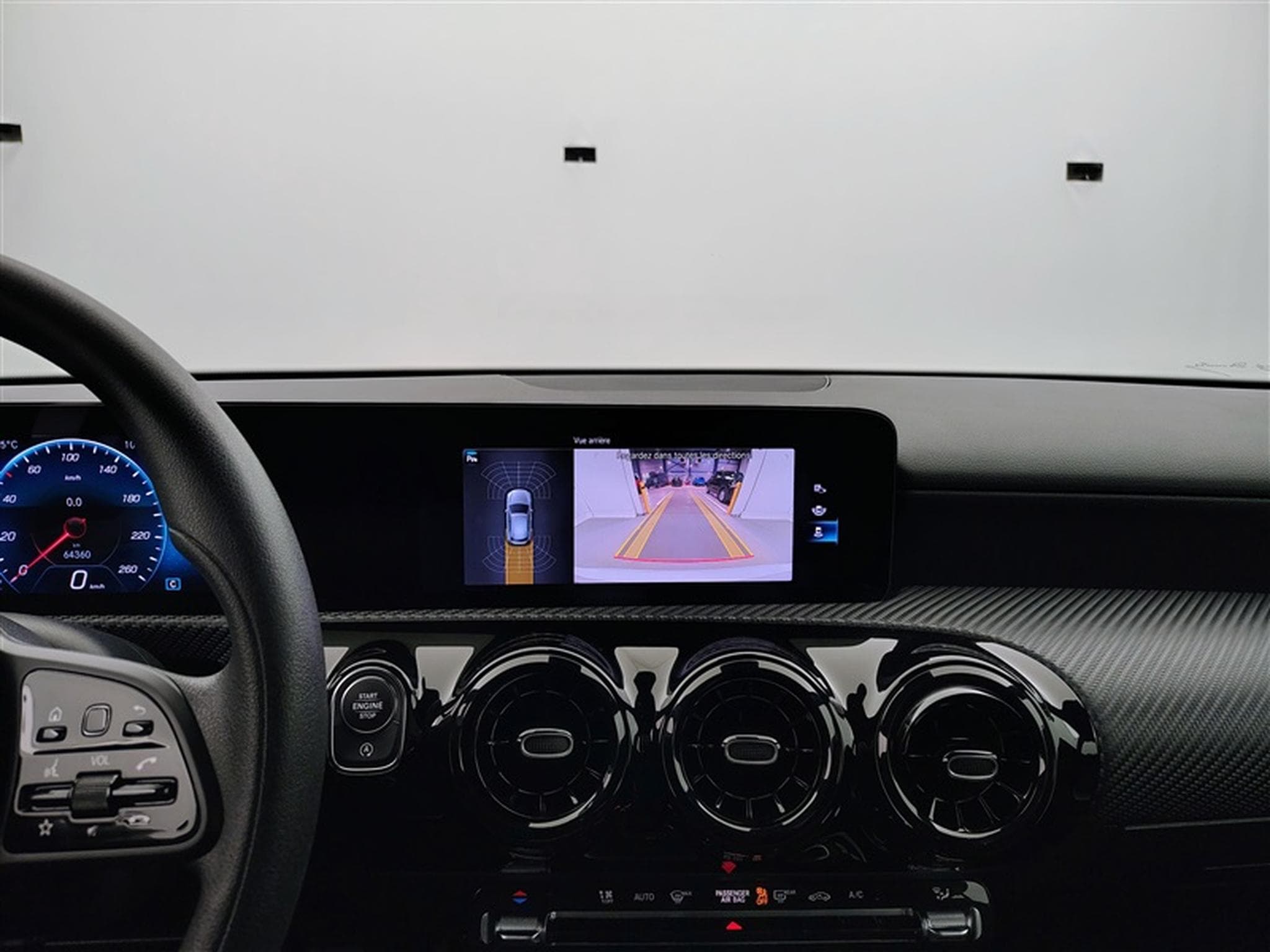 Mercedes A 160 A 160 Business NAVI/PDC AV AR (2022) - Photo 18