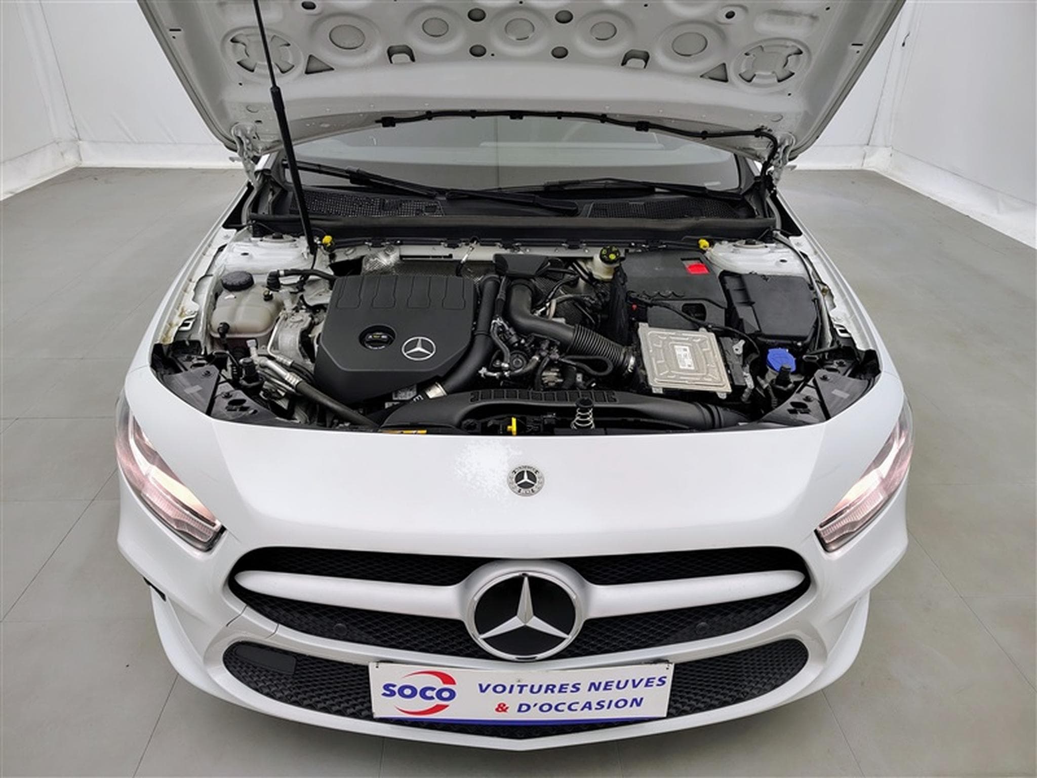 Mercedes A 160 A 160 Business NAVI/PDC AV AR (2022) - Photo 19