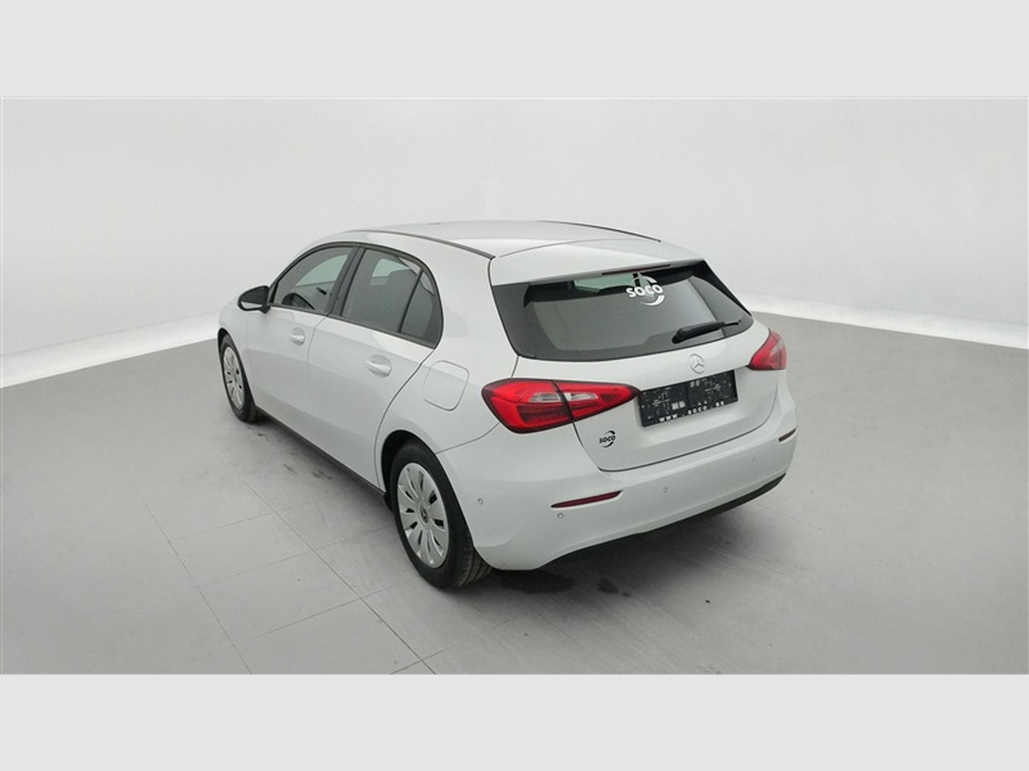 Mercedes A 160 A 160 Business NAVI/PDC AV AR (2022) - Photo 2