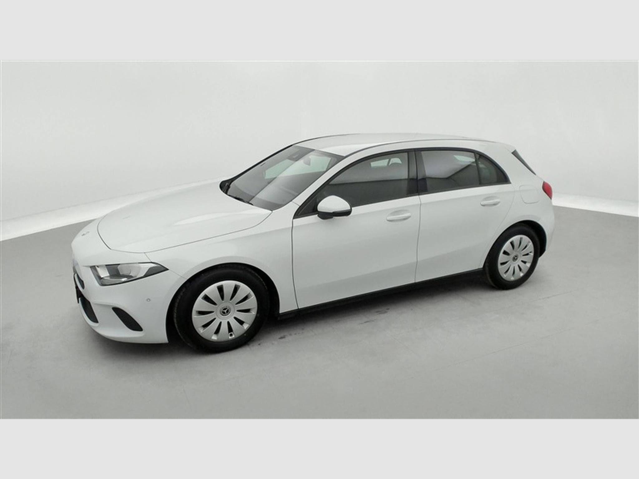Mercedes A 160 A 160 Business NAVI/PDC AV AR (2022) - Photo 20