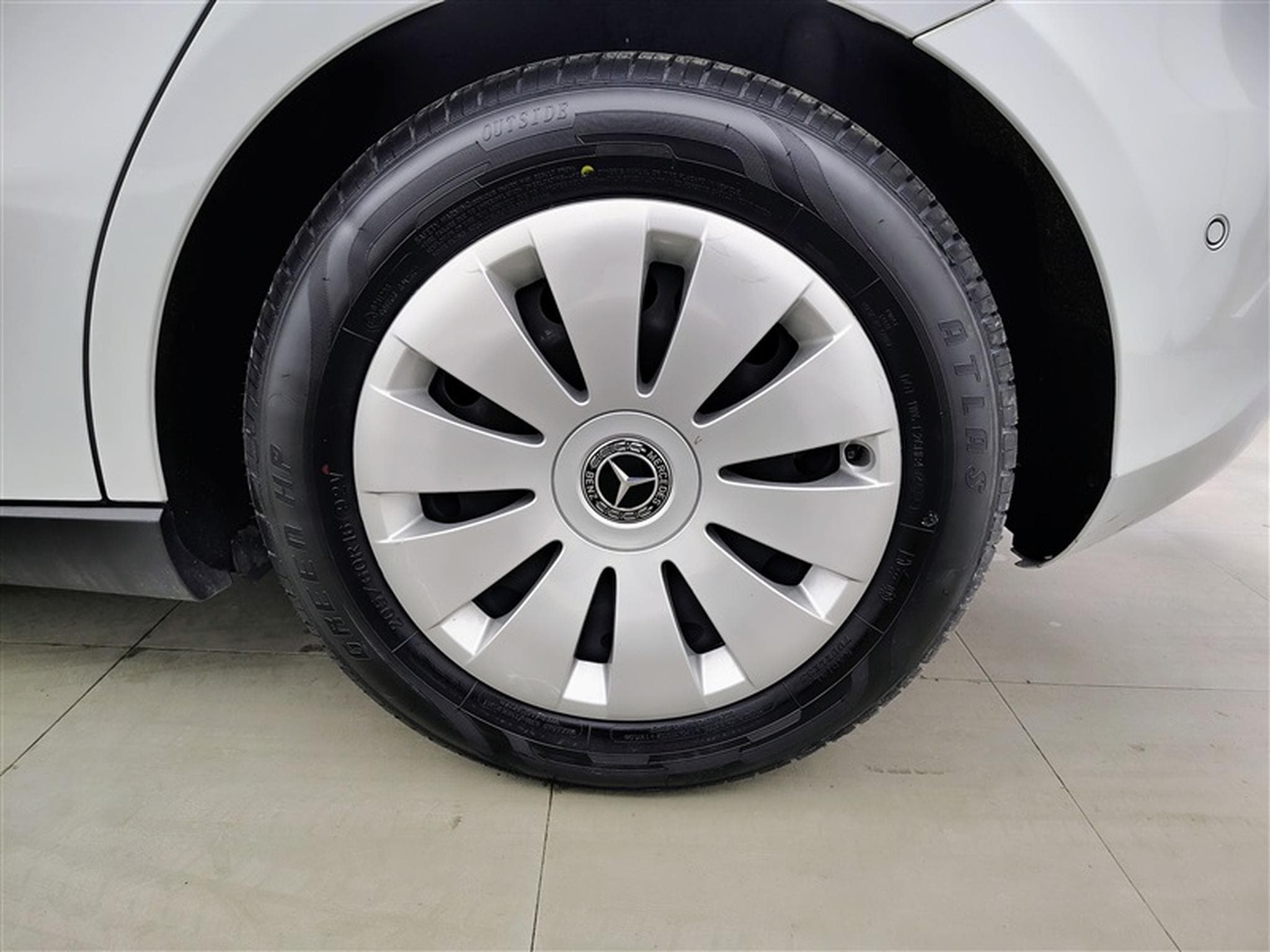 Mercedes A 160 A 160 Business NAVI/PDC AV AR (2022) - Photo 6