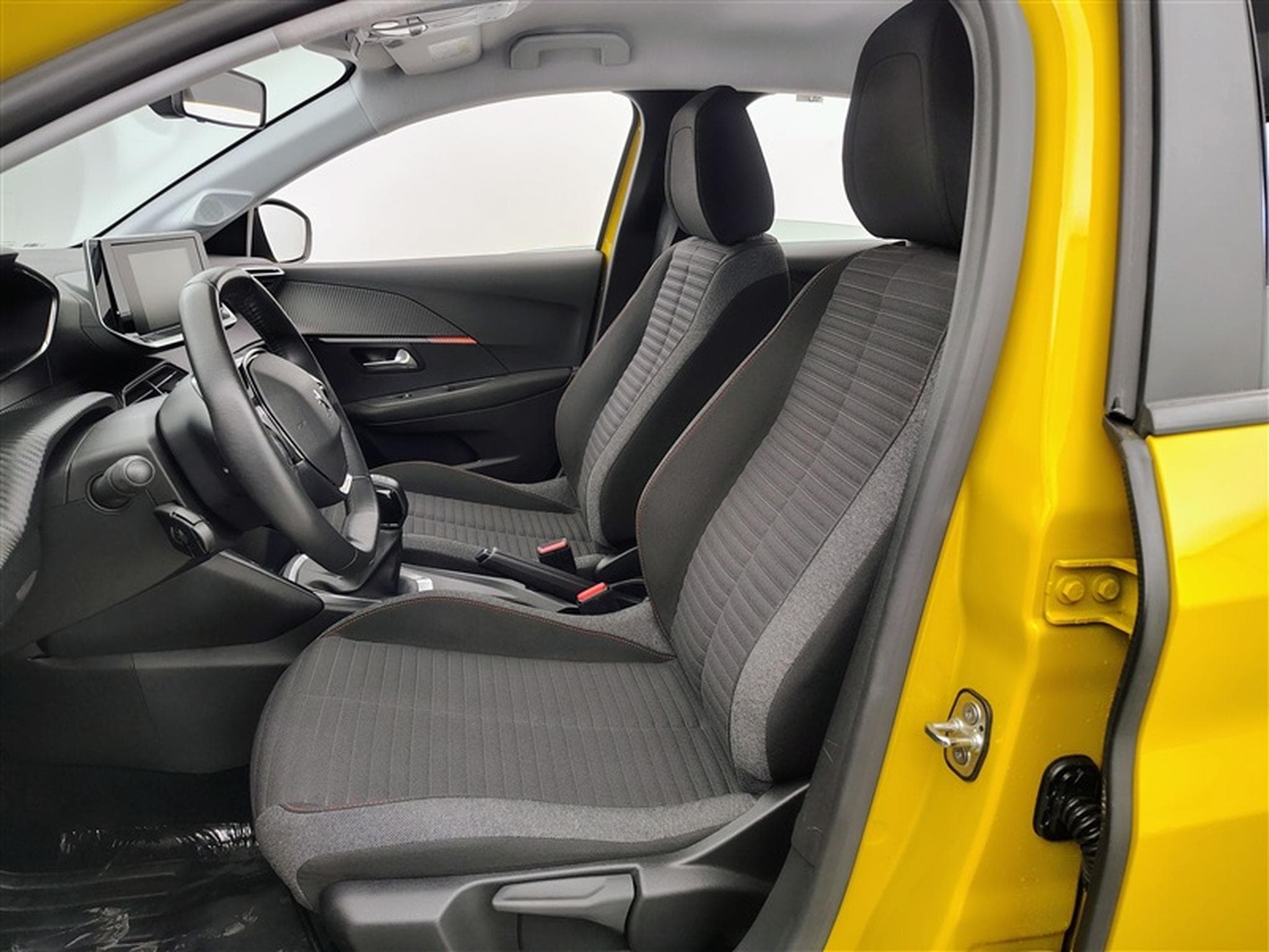 Peugeot 208 1.2i PureTech Active Pack CARPLAY / PDC (2022) - Photo 5