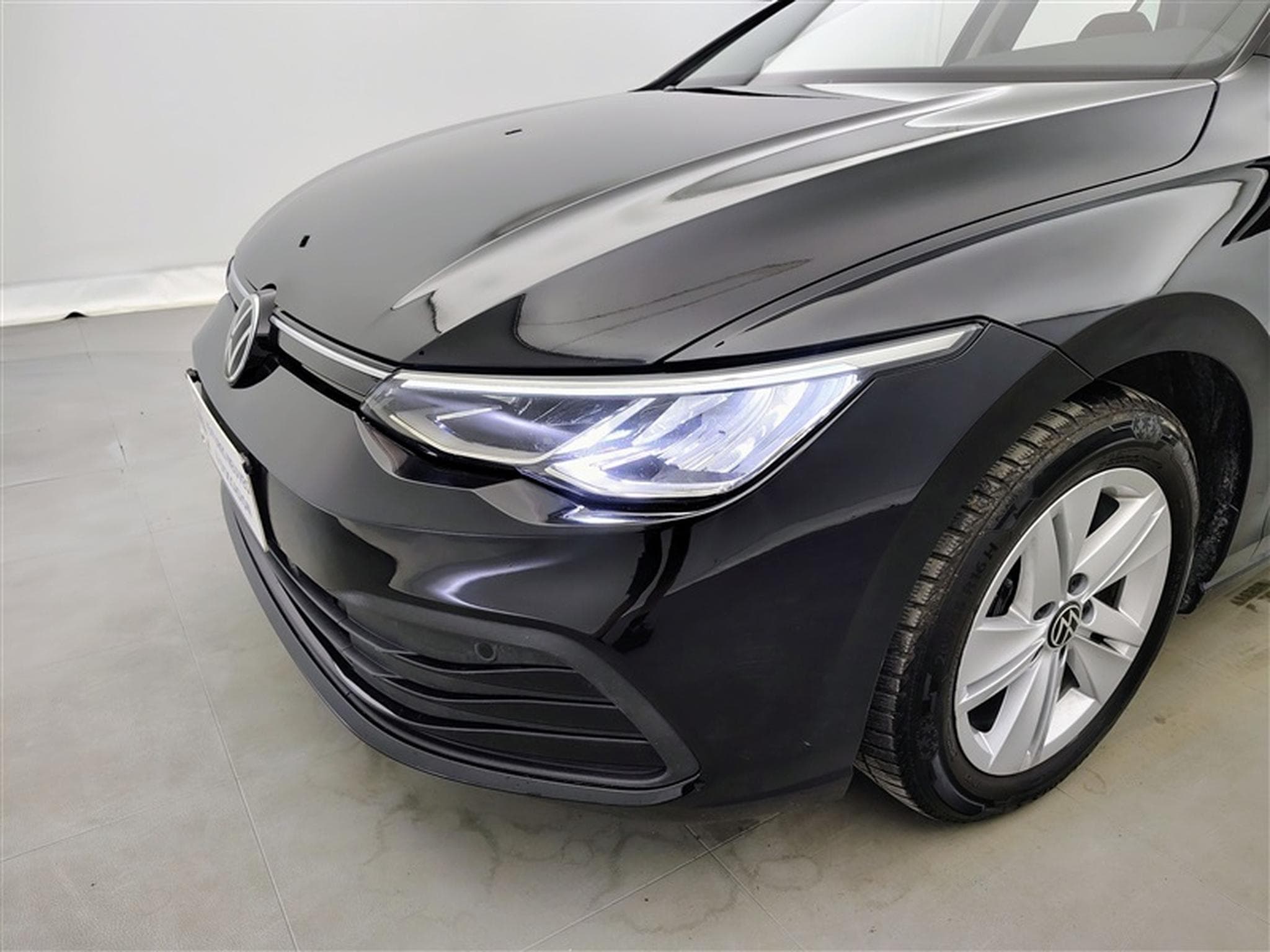 VW Golf 1.0 TSI Life CARPLAY / FULL LED / PDC / ALU (2023) - Photo 15