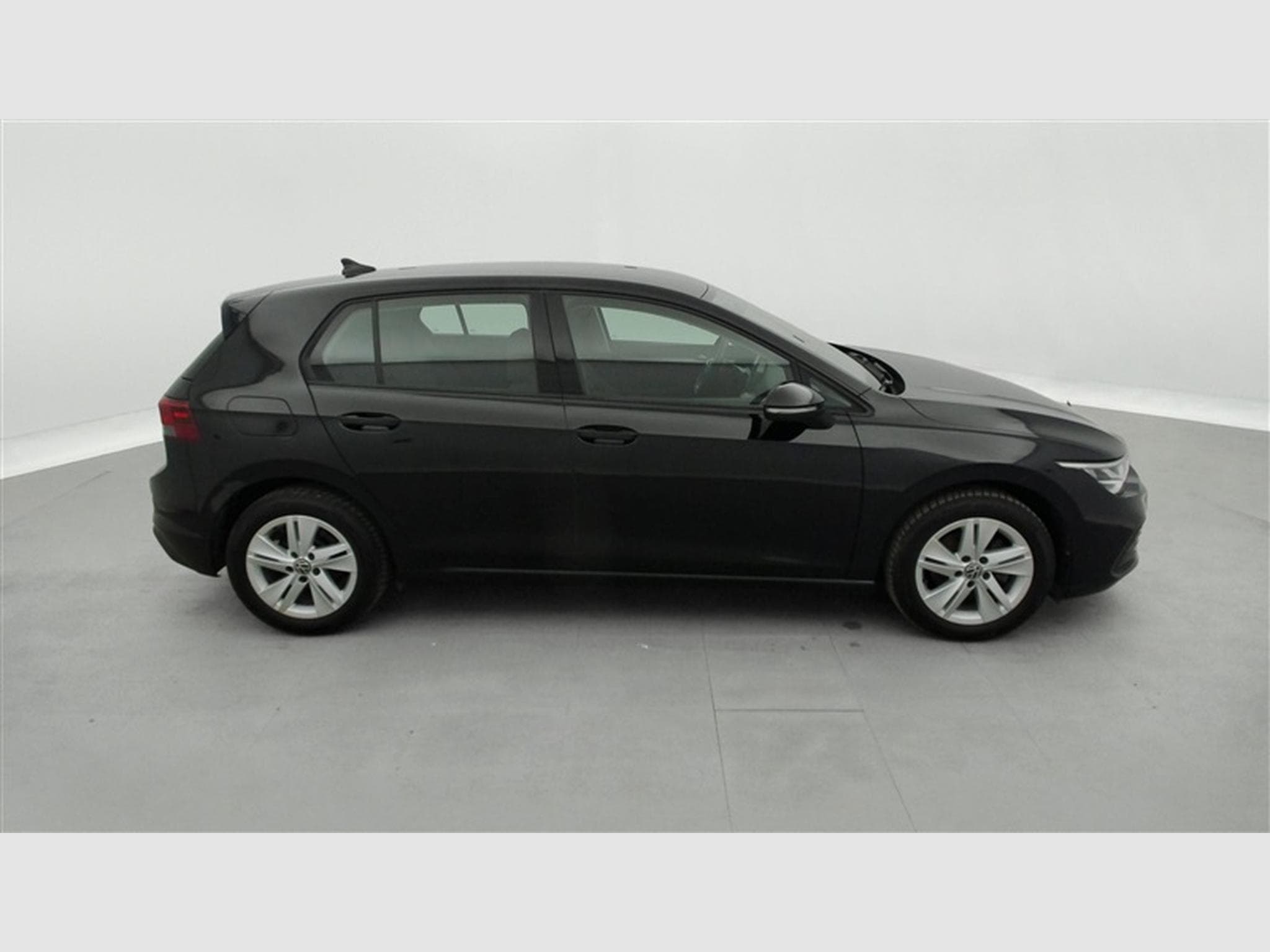 VW Golf 1.0 TSI Life CARPLAY / FULL LED / PDC / ALU (2023) - Photo 24