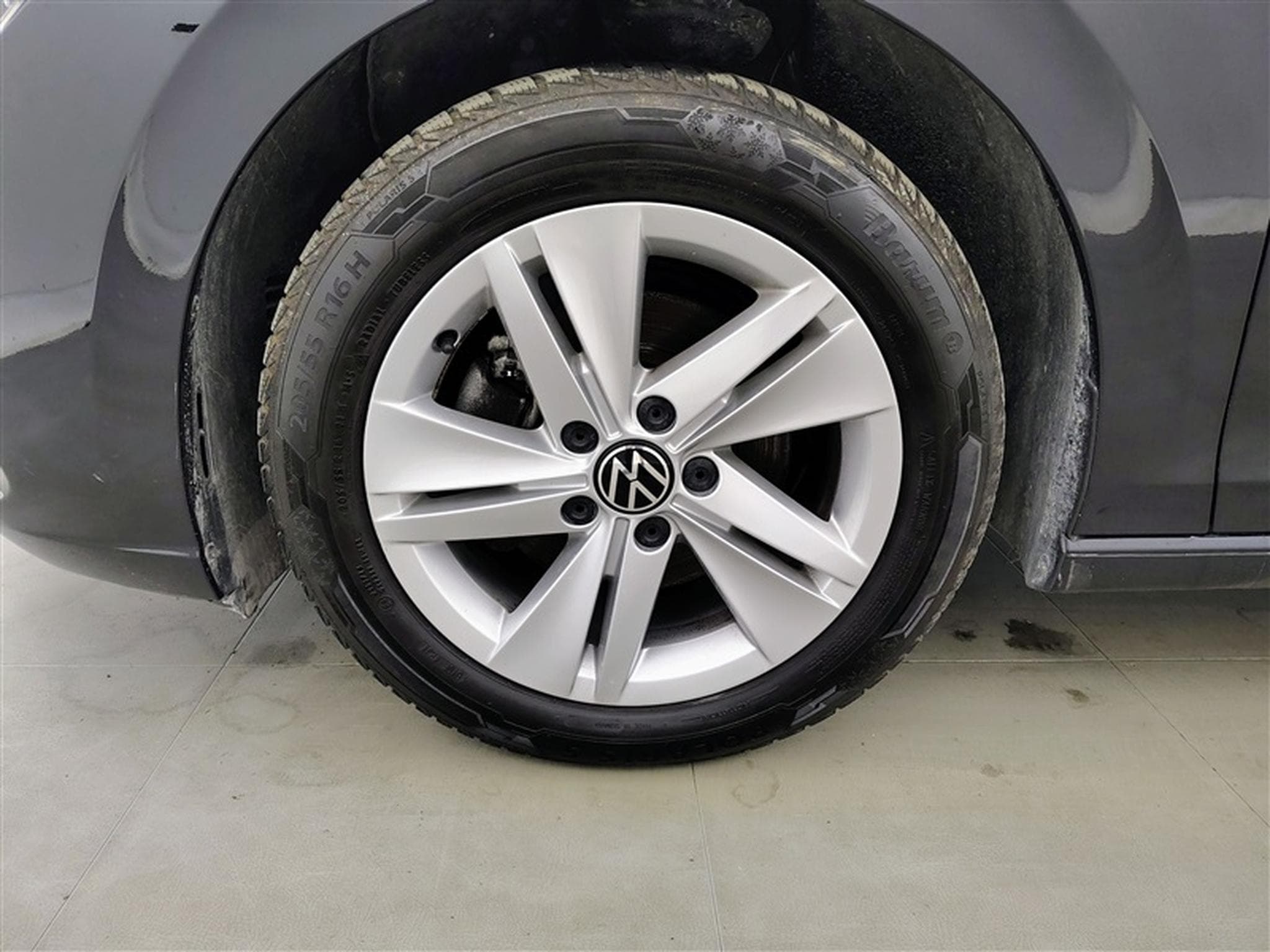 VW Golf 1.0 TSI Life CARPLAY / FULL LED / PDC / ALU (2023) - Photo 6