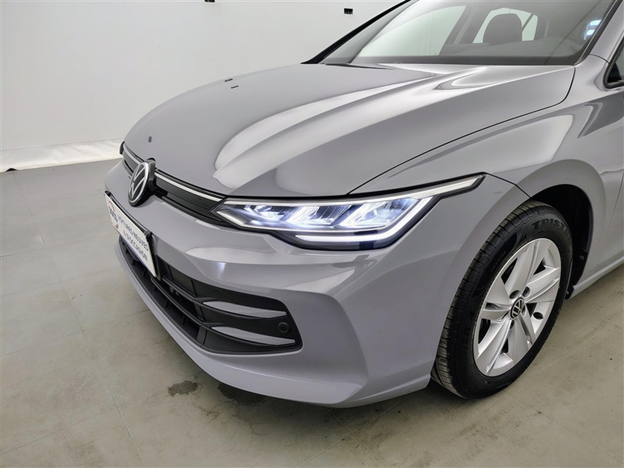 VW Golf Facelift 1.5 TSI 115cv Prime NAVI / FULL LED / CAMERA / JA16 (2024) - Photo 15