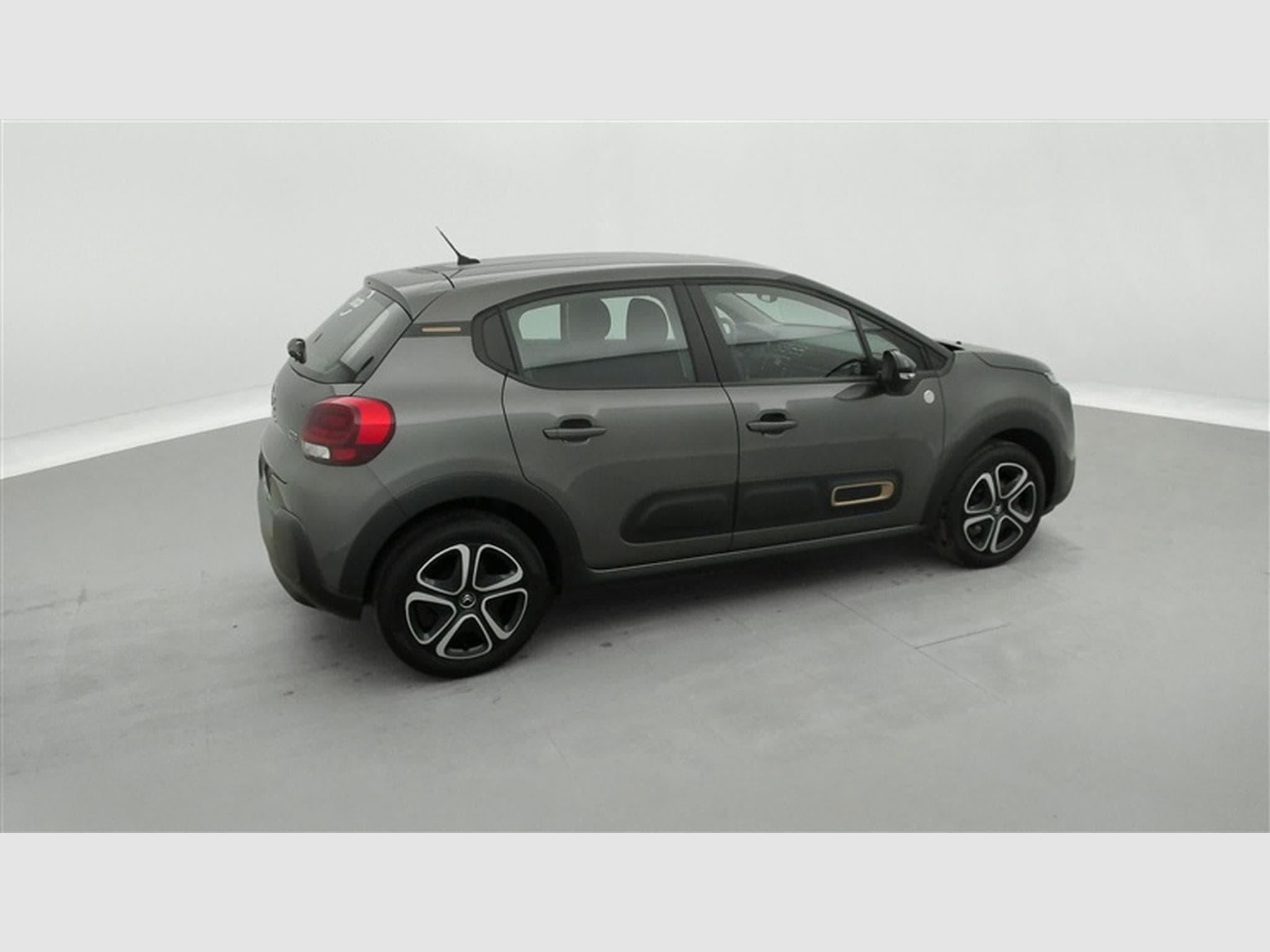 Citroen C3 1.2i PureTech Shine Navi / Led / PDC (2023) - Photo 24