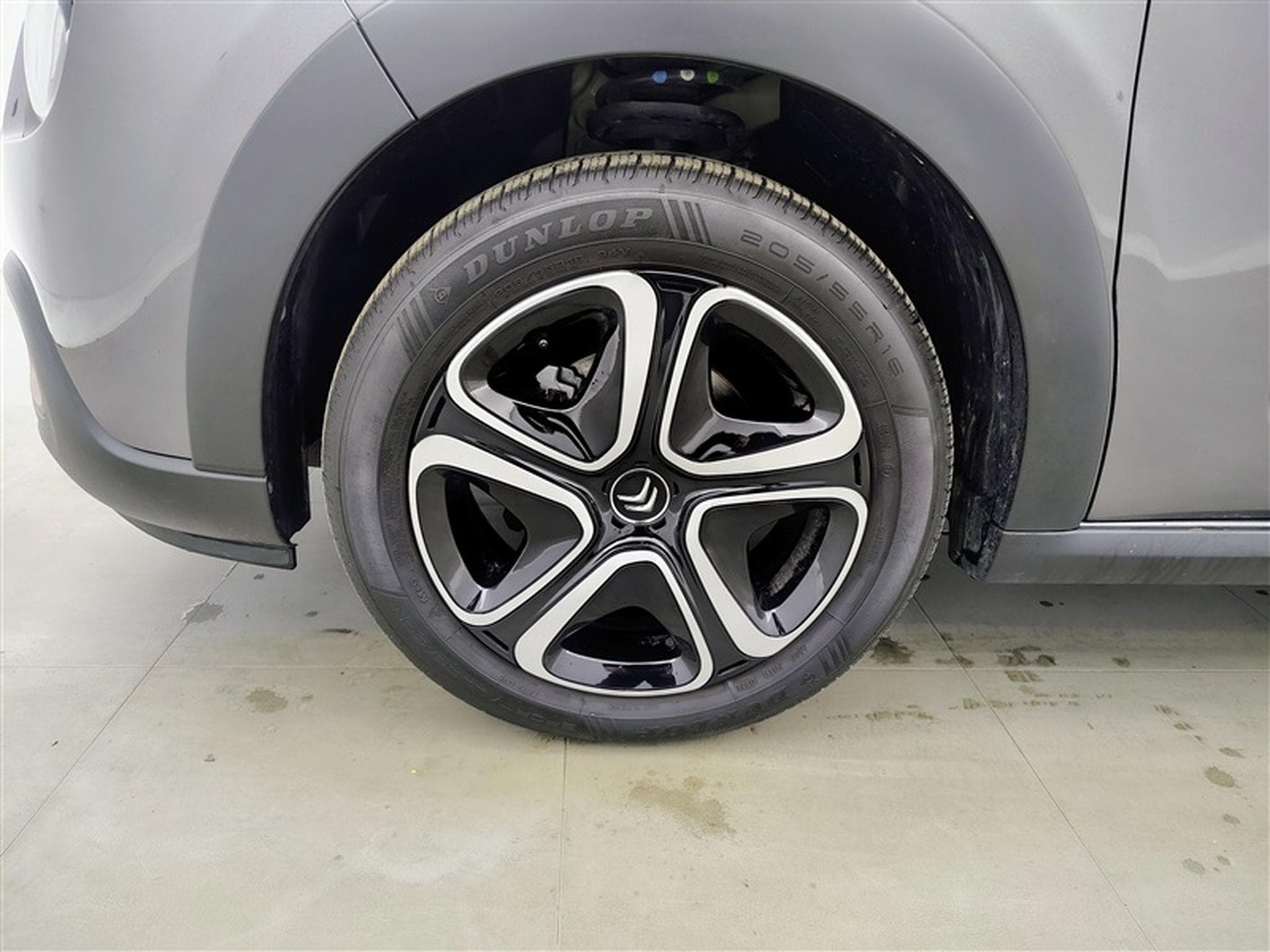 Citroen C3 1.2i PureTech Shine Navi / Led / PDC (2023) - Photo 6