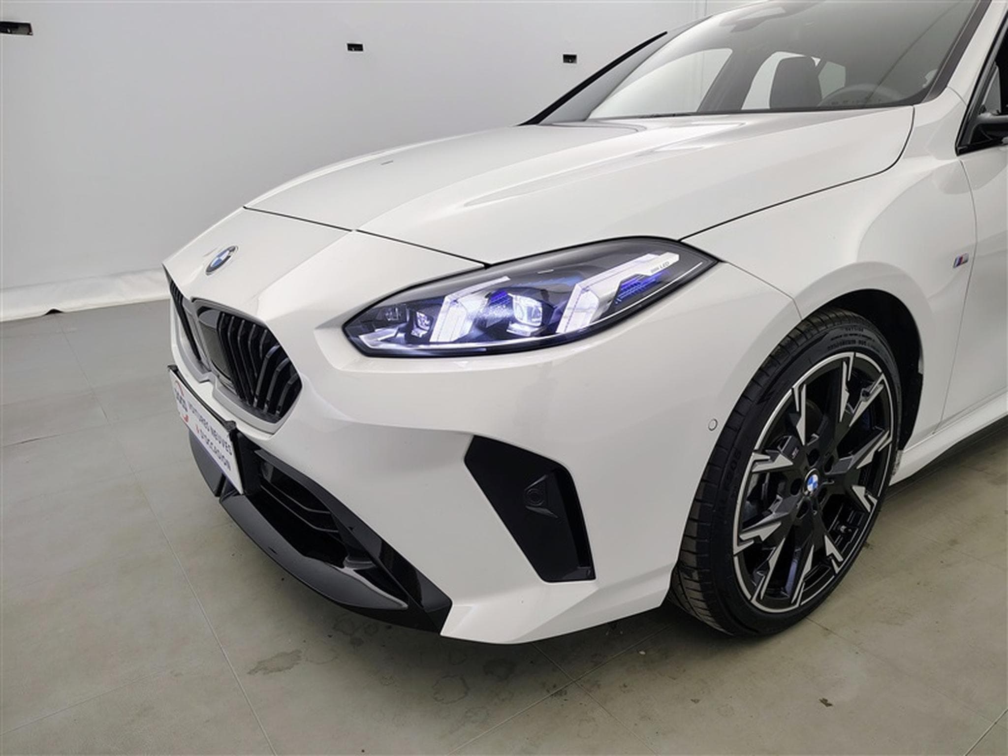 BMW 118 118 dA Pack M NAVI / FULL LED / CUIR SPORT / CAMERA / JA 19" (2025) - Photo 15