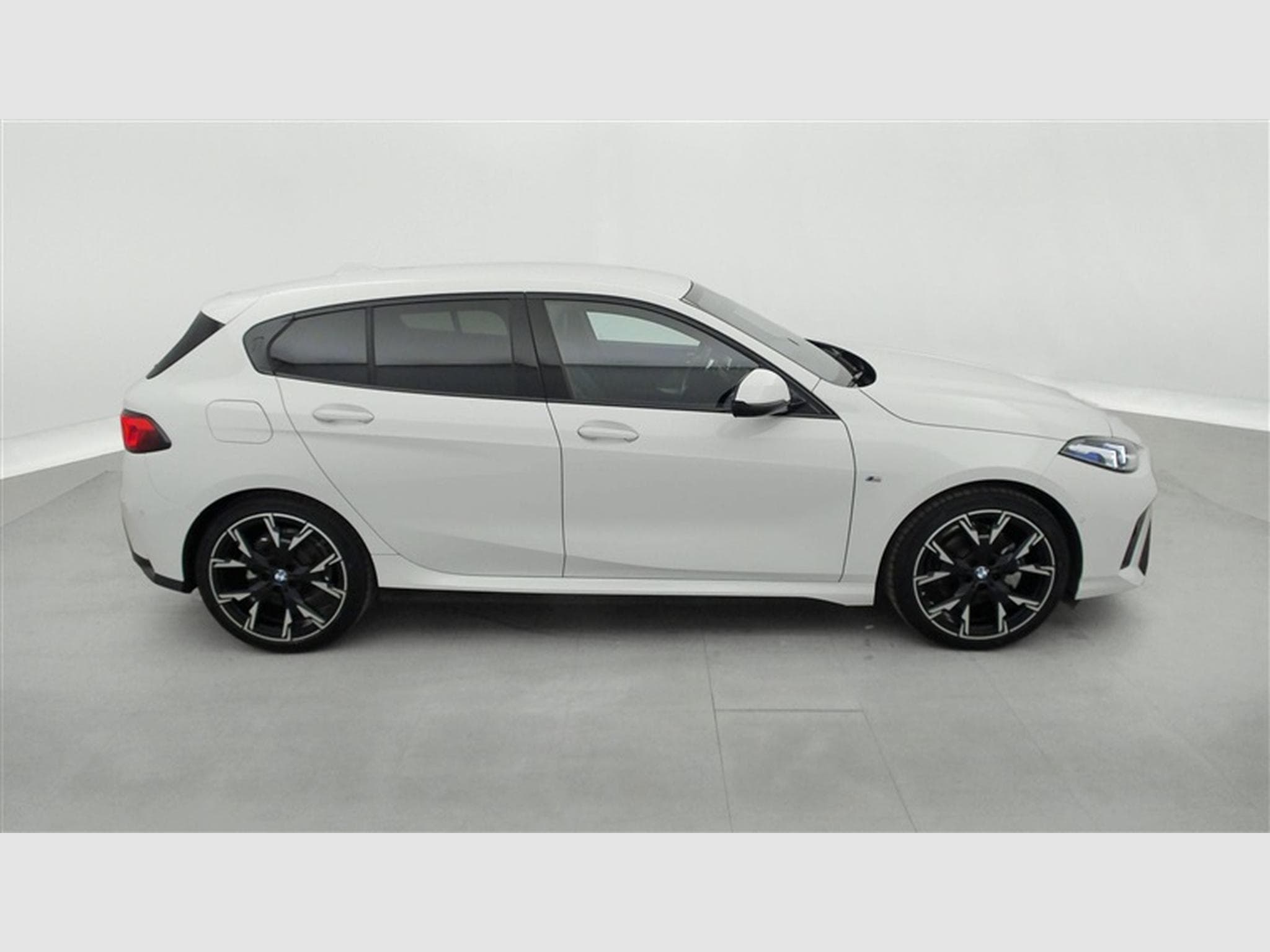 BMW 118 118 dA Pack M NAVI / FULL LED / CUIR SPORT / CAMERA / JA 19" (2025) - Photo 24